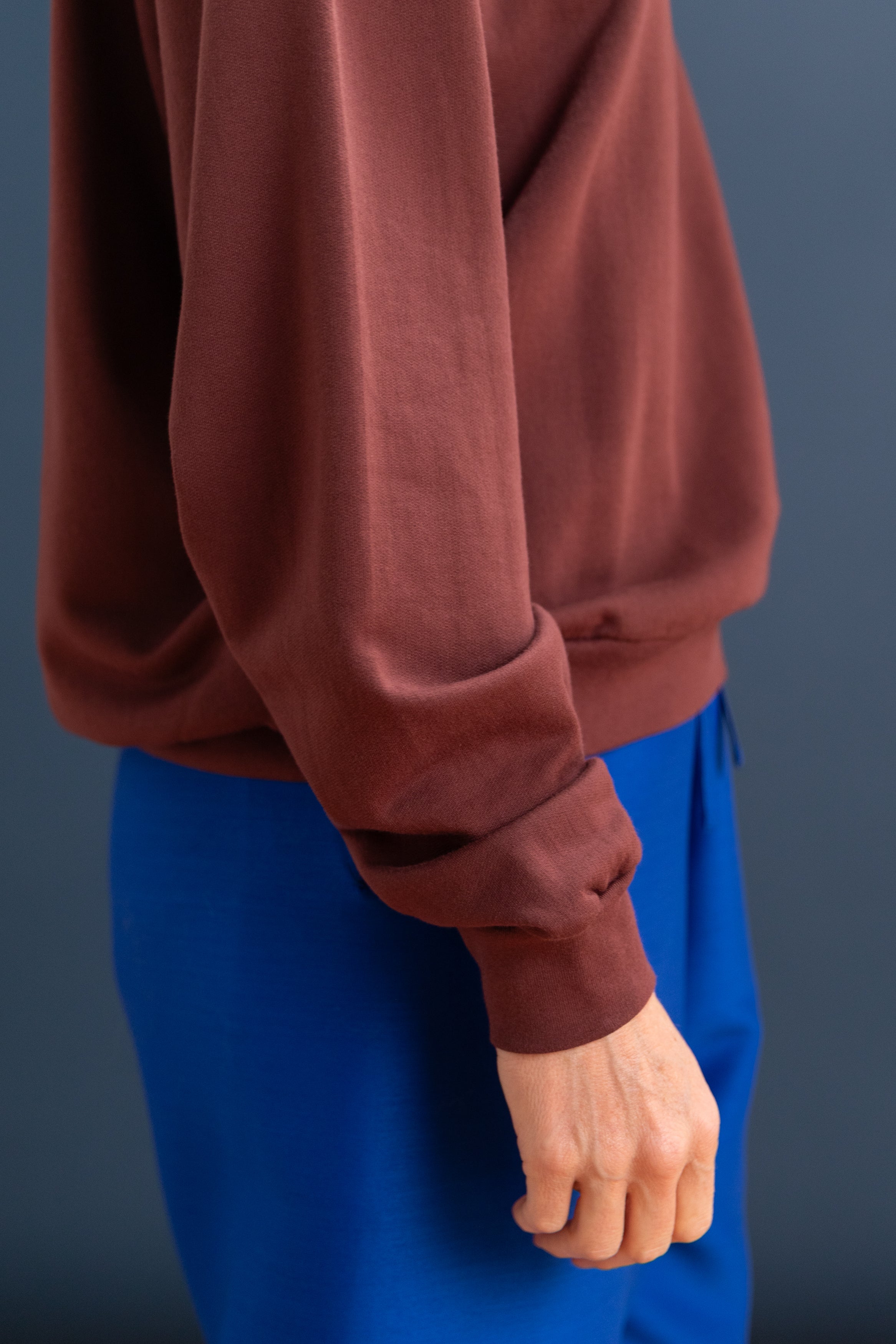 SUPER HIGH GUAGE HALF ZIP SWEATSHIRT IN BURGUNDY
