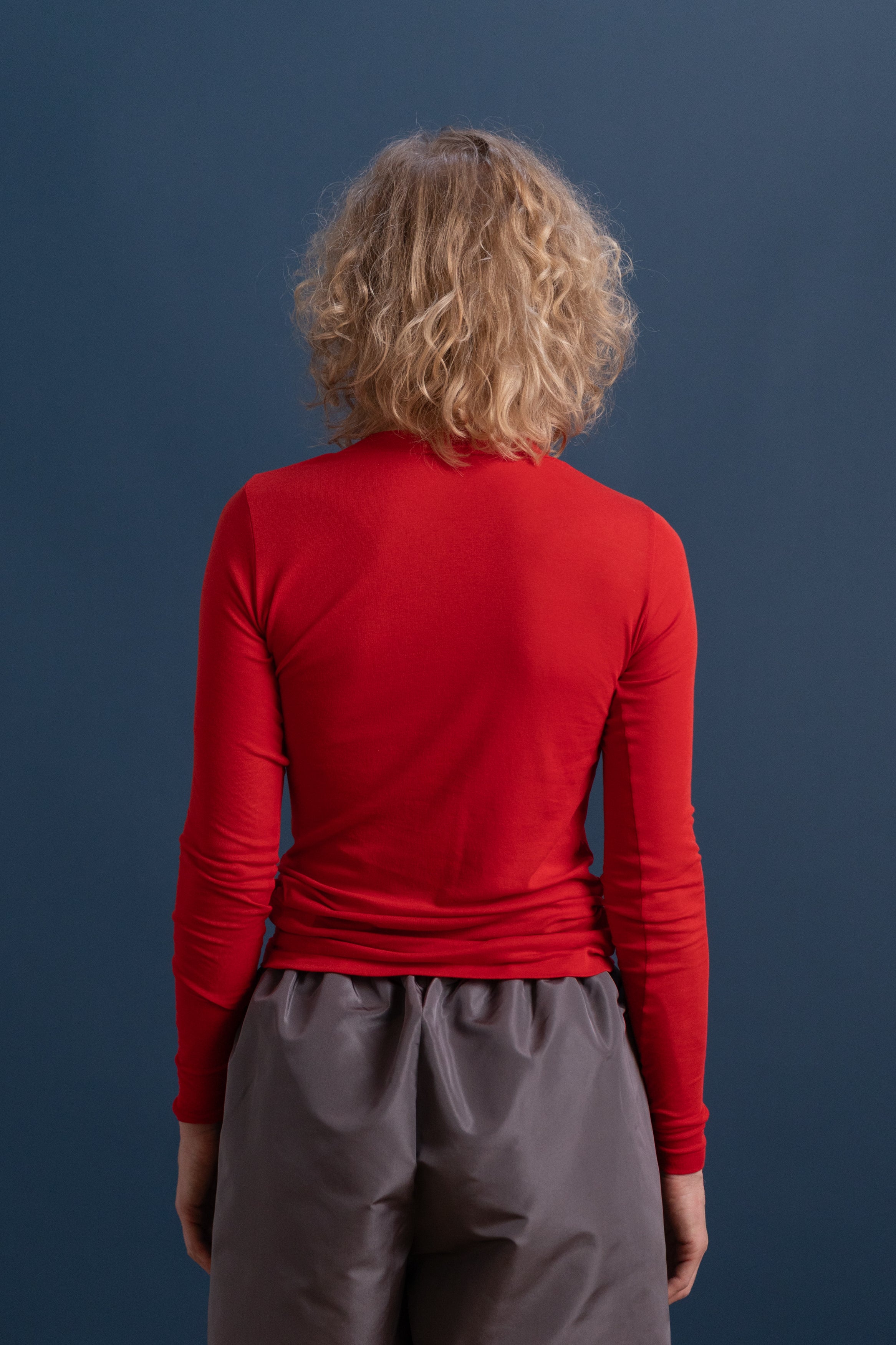 SUPER HIGH GUAGE SHEER RIB LONG SLEEVE TEE IN RED