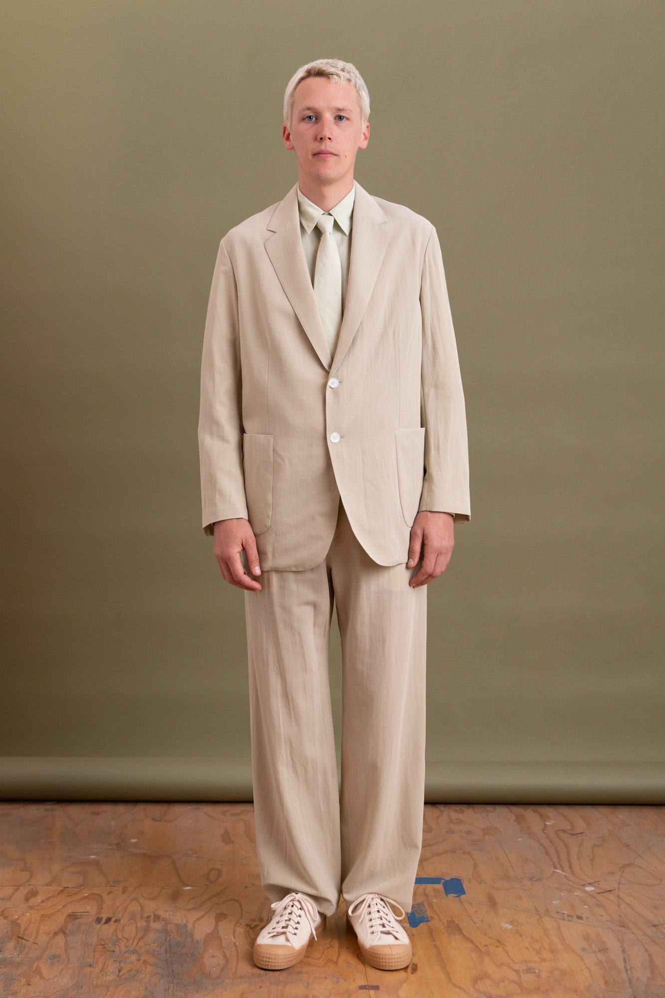 LIGHT COTTON WOOL VIYELLA JACKET IN LIGHT KHAKI