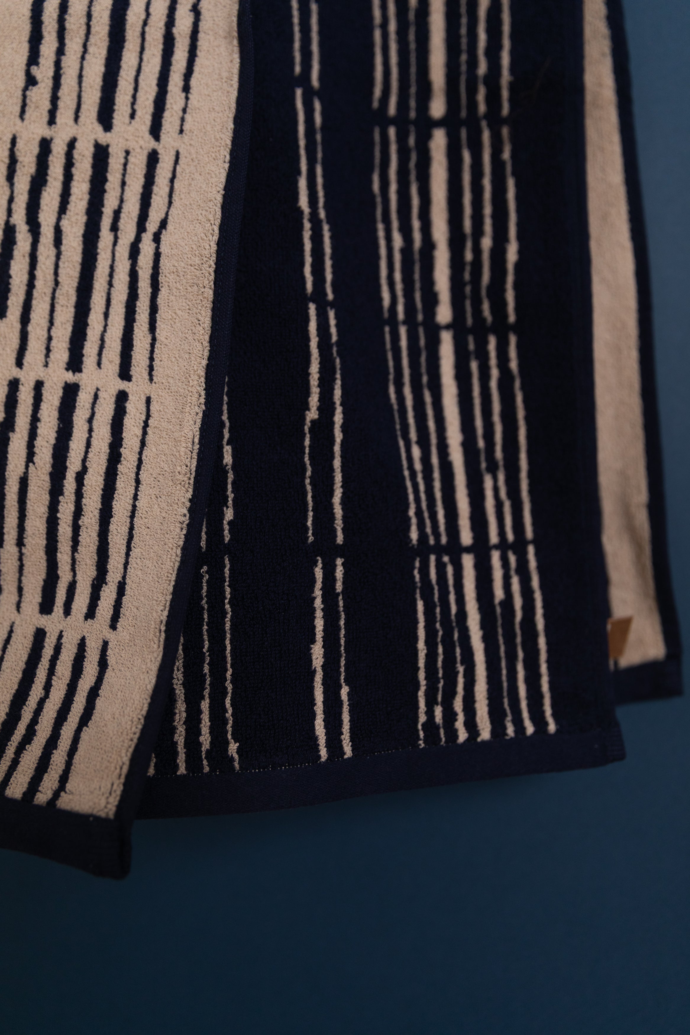 ESTER BATH TOWEL