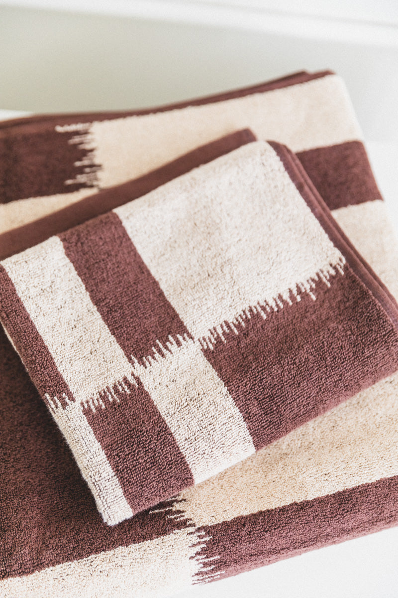 Autumn Sonata Karin Bath Towel - Thumbnail 2