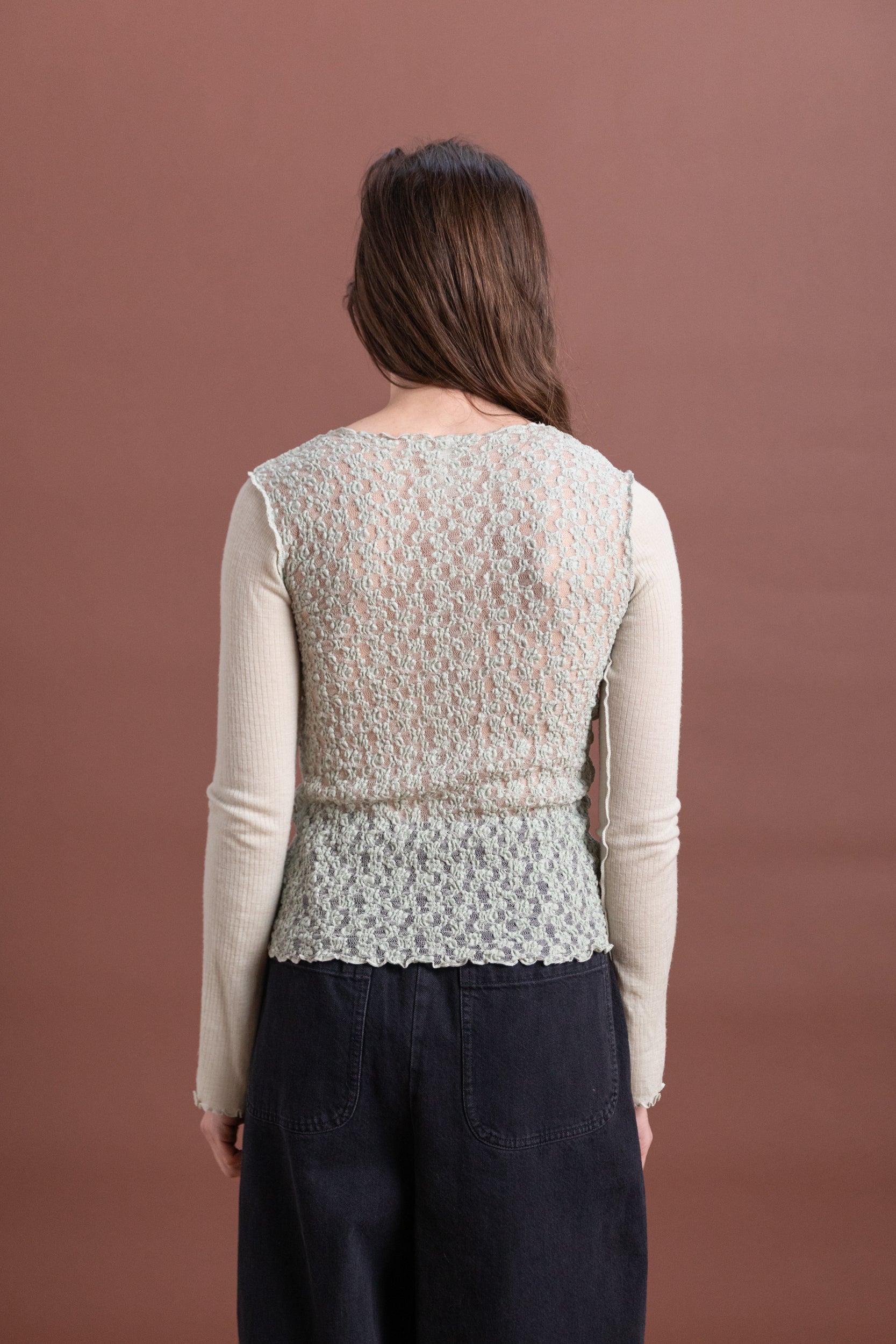 KENRU LONG SLEEVE TEE IN BRUN GREEN