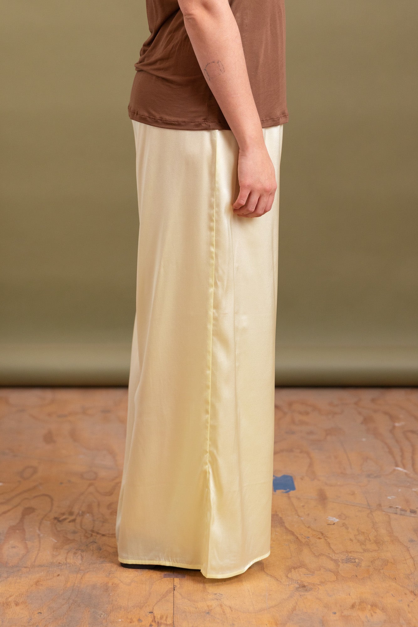 SEPIA PANTS IN LIME GREEN