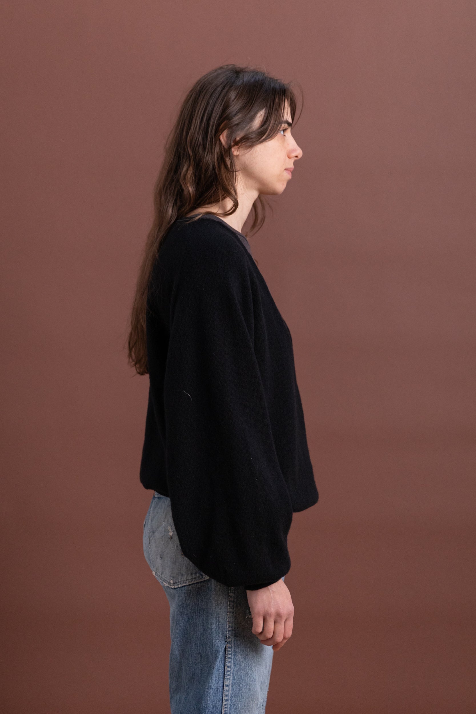 SOAR VNECK IN BLACK RECYCLED CASHMERE