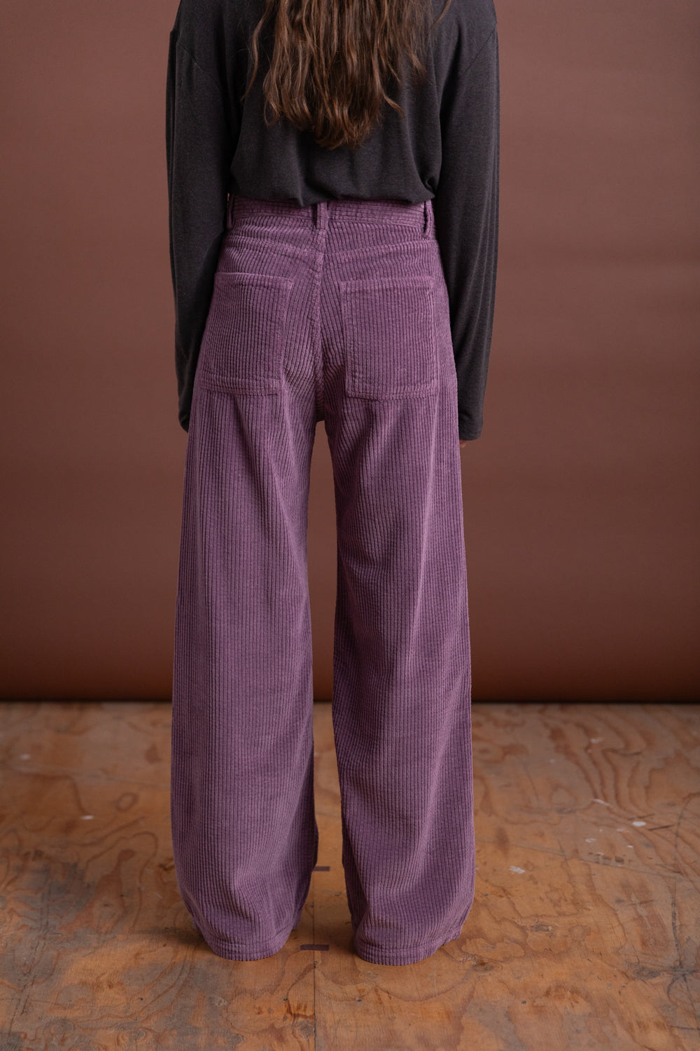 TAJO WIDE PANTS IN CUE PURPLE CORDUROY