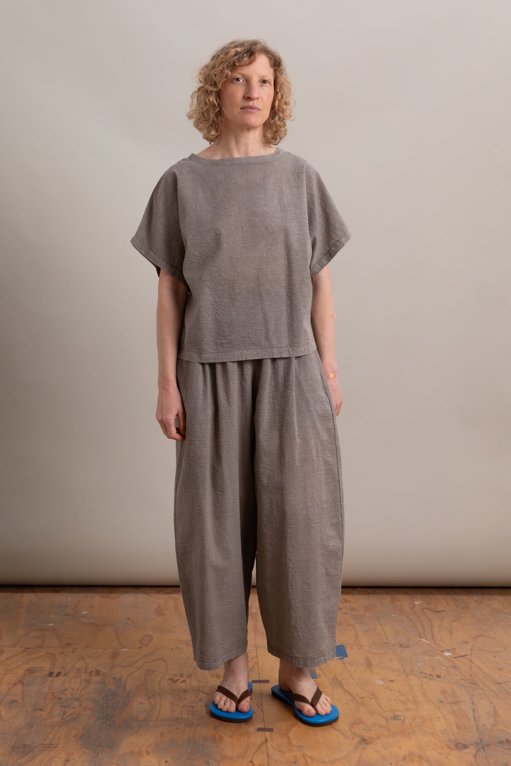 BOXED TOP IN P. GREY