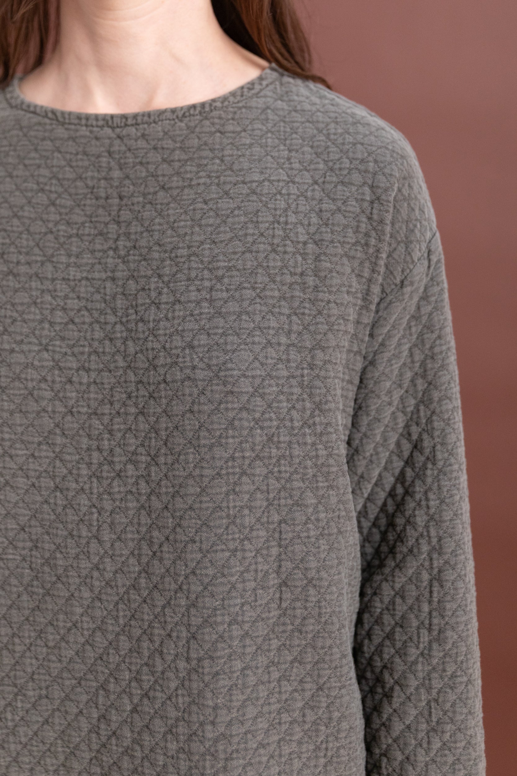 DIAMOND QUILTED DRESS IN SLATE