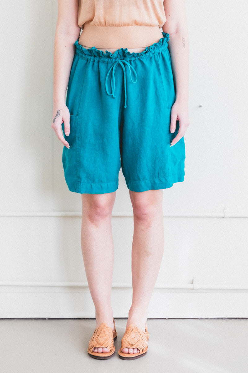 PARACHUTE SHORTS IN PEACOCK