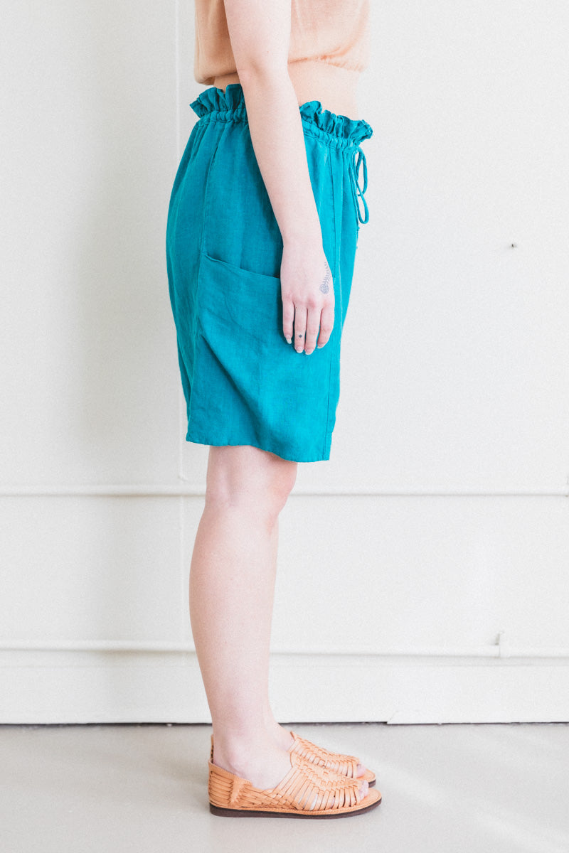 PARACHUTE SHORTS IN PEACOCK