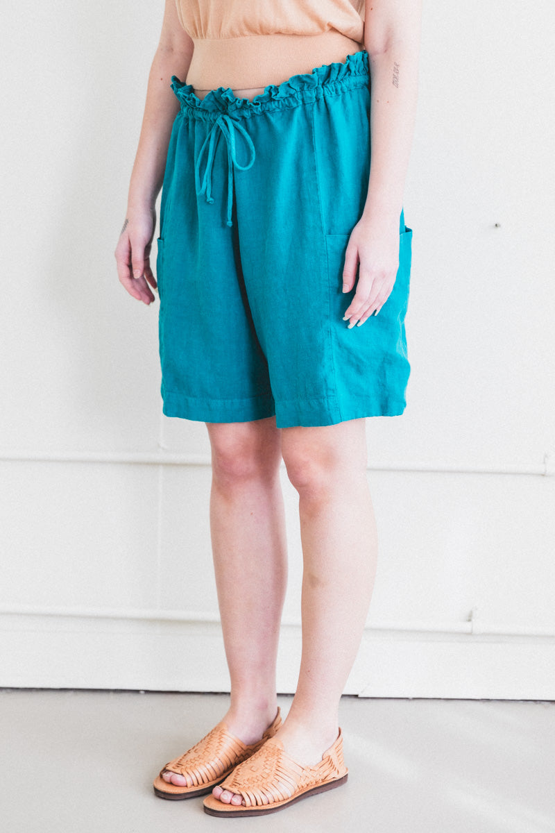 PARACHUTE SHORTS IN PEACOCK