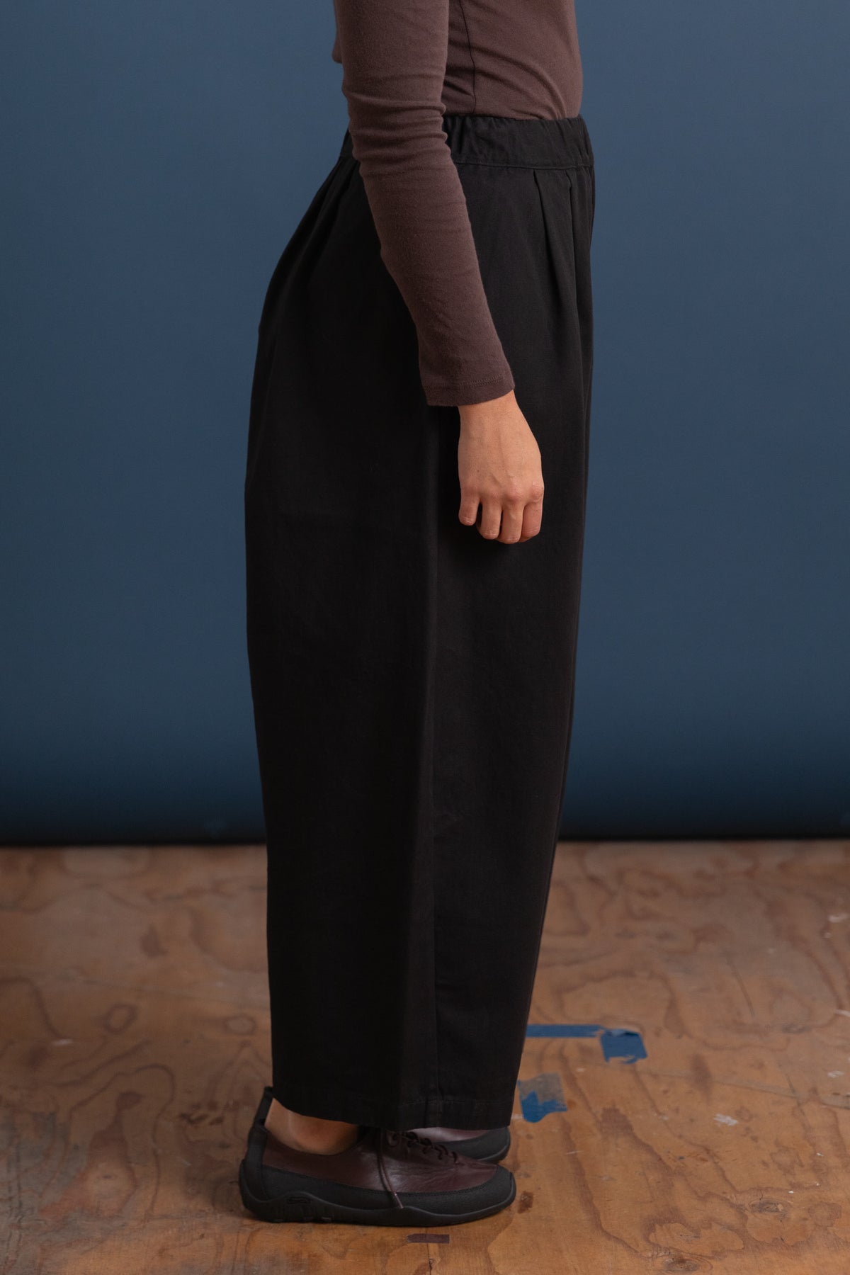 WIDE PANTS IN BLACK