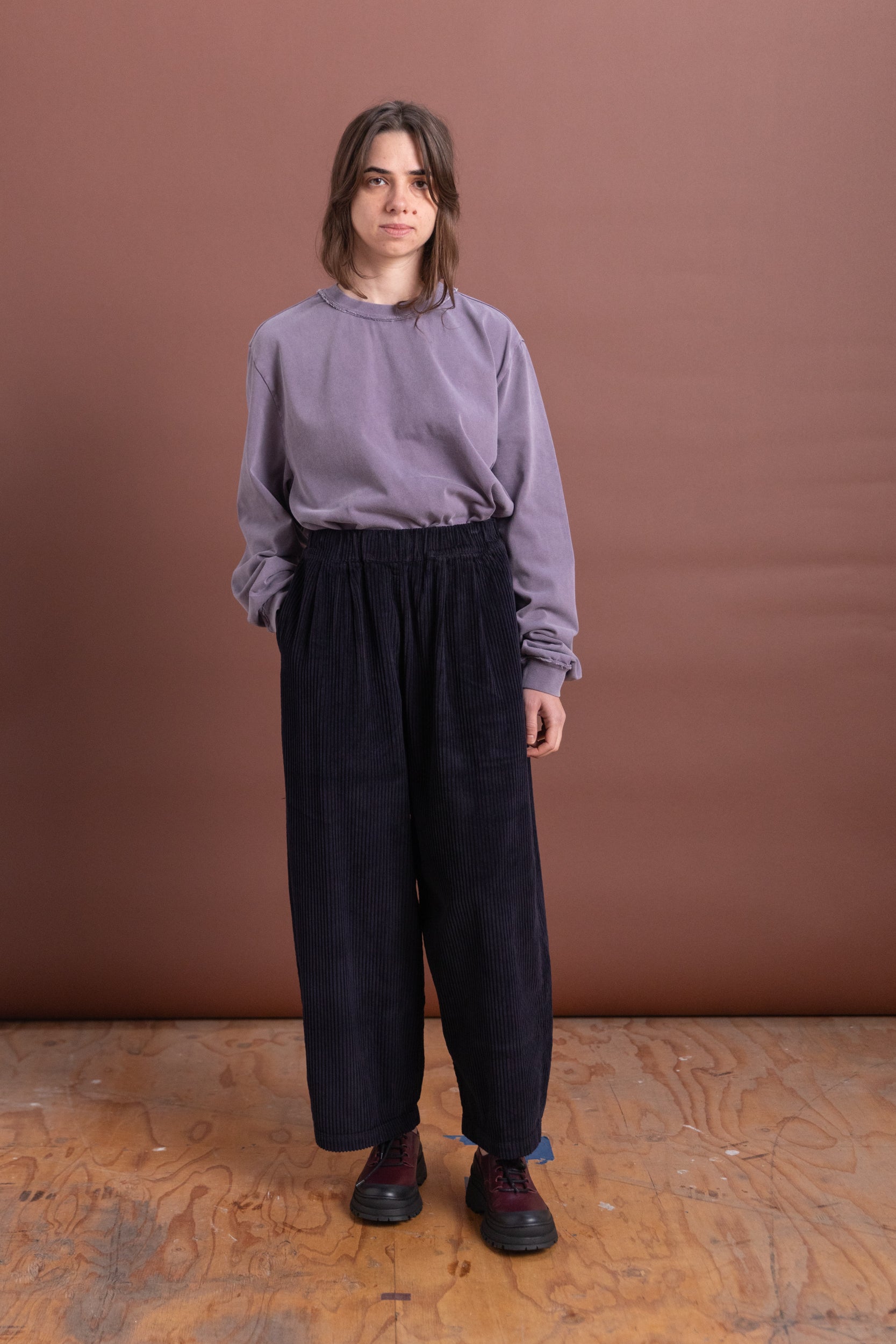 WIDE PANTS IN NAVY CORDUROY