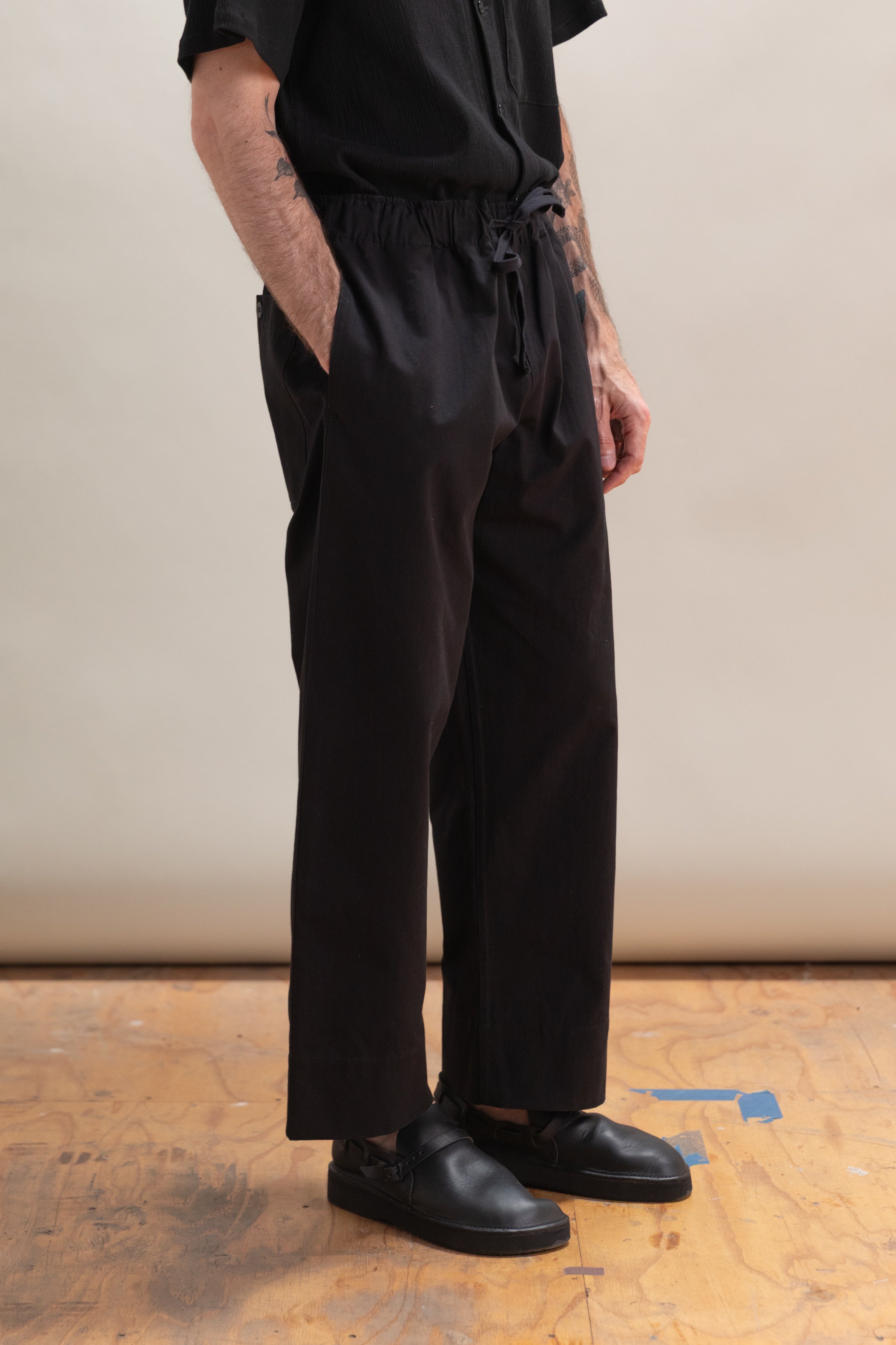 ELM PULL ON PANT IN BLACK DRY COTTON CANVAS