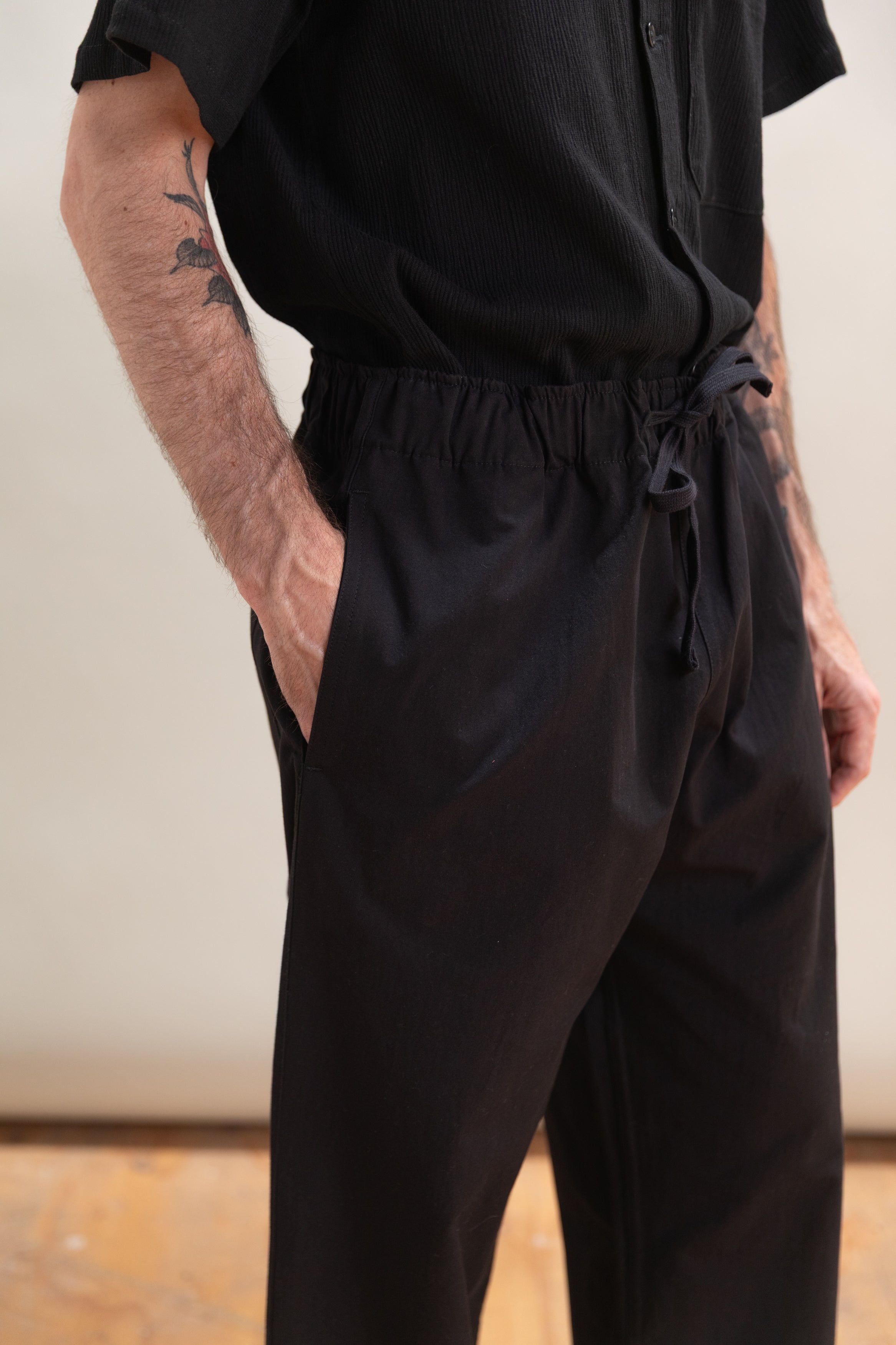 ELM PULL ON PANT IN BLACK DRY COTTON CANVAS