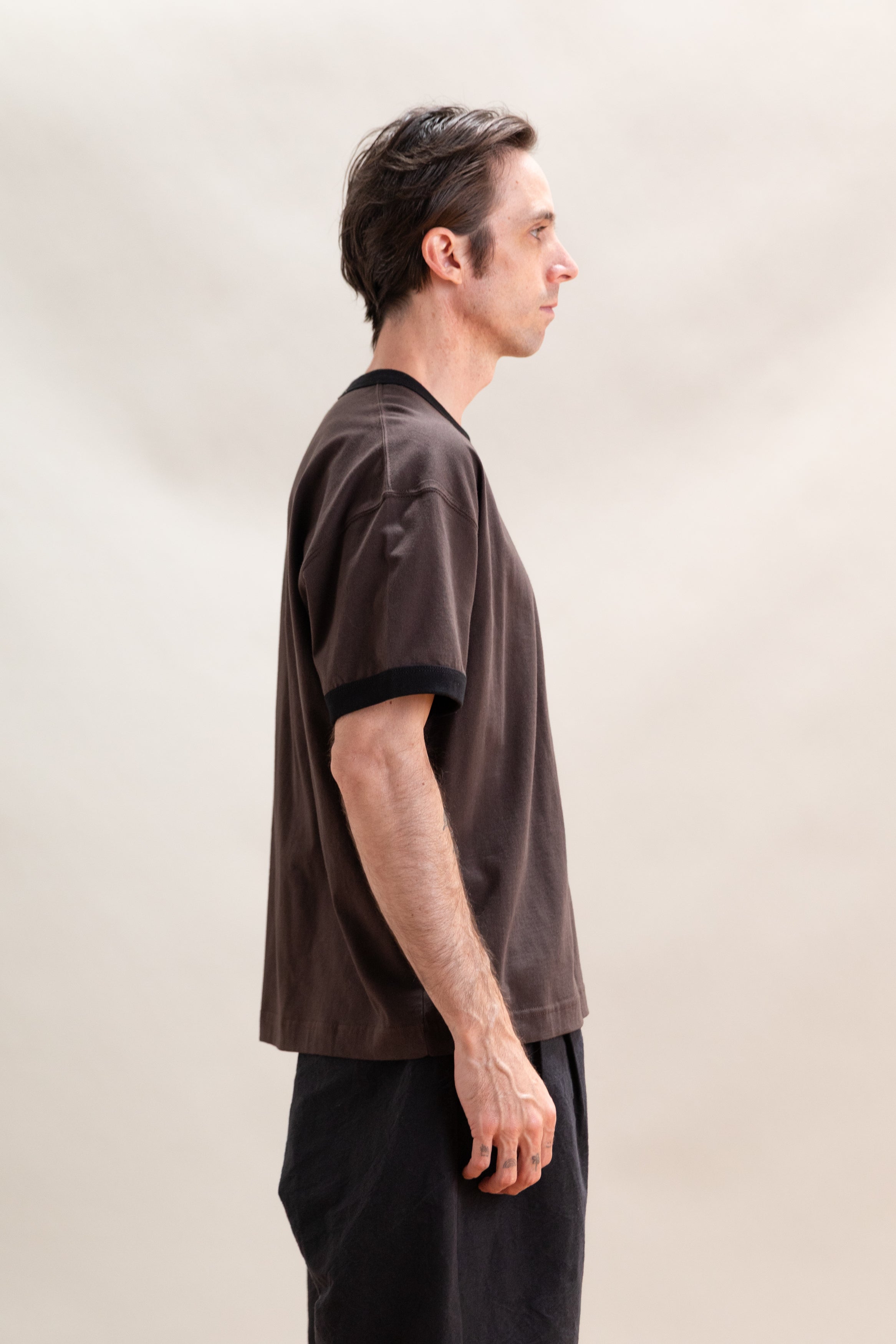 FINCH RINGER T-SHIRT IN LOAM/BLACK RIB COMBED COTTON JERSEY