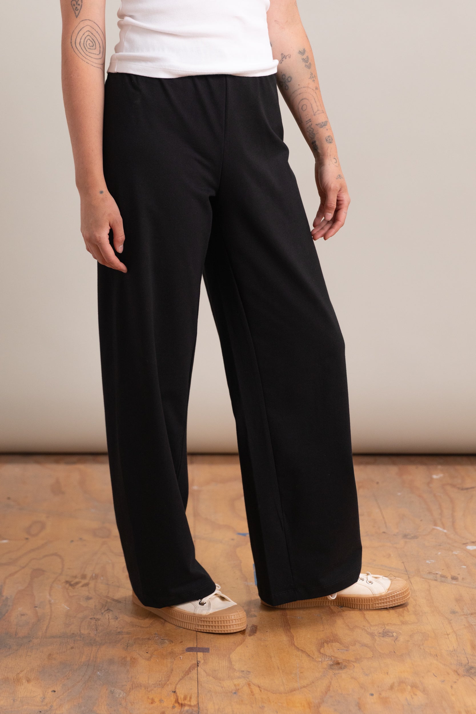 IRIS PANT IN BLACK COTTON LYCRA