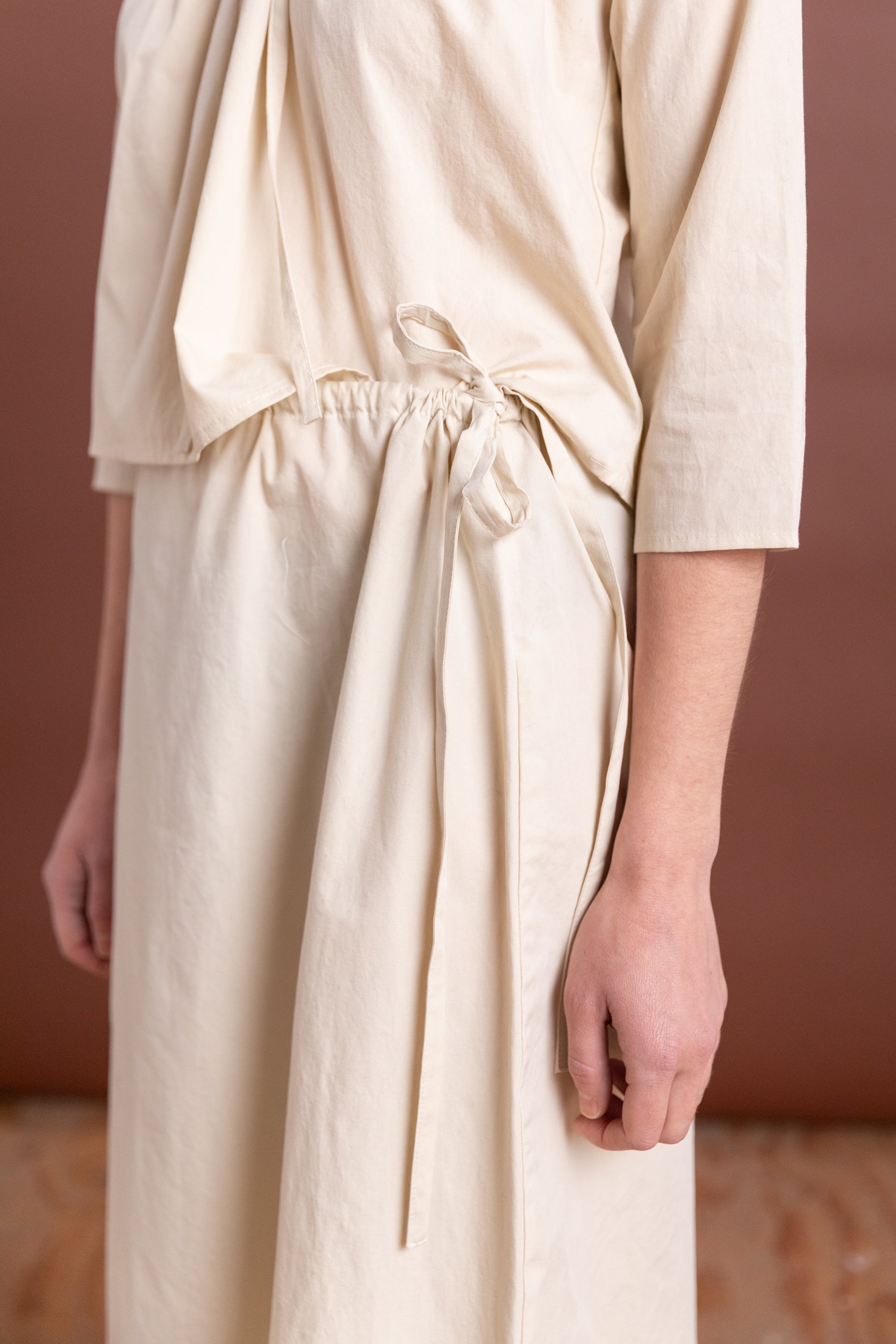 COLUMN SKIRT IN RICE COTTON POPLIN