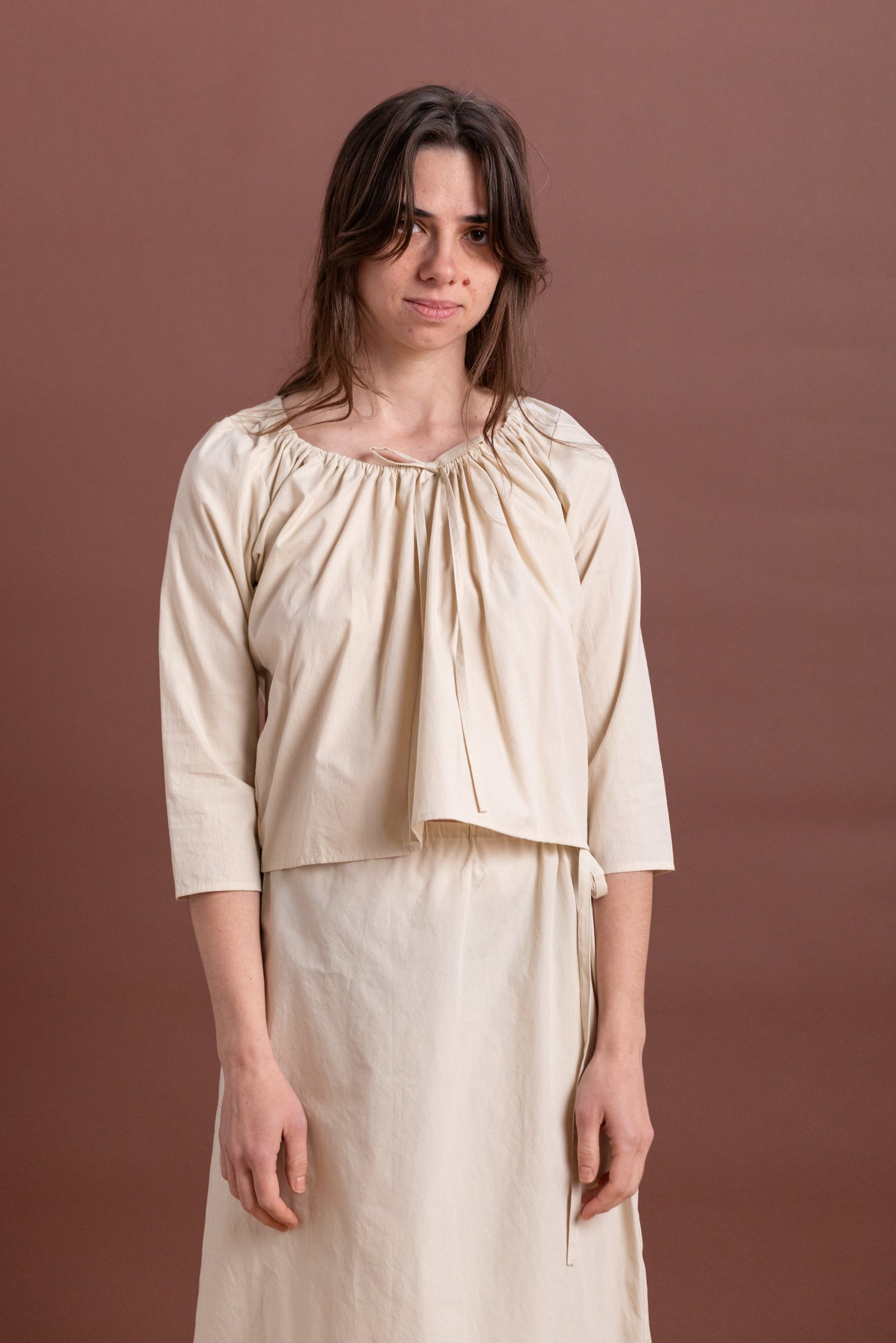 SCOOP TOP IN RICE COTTON POPLIN