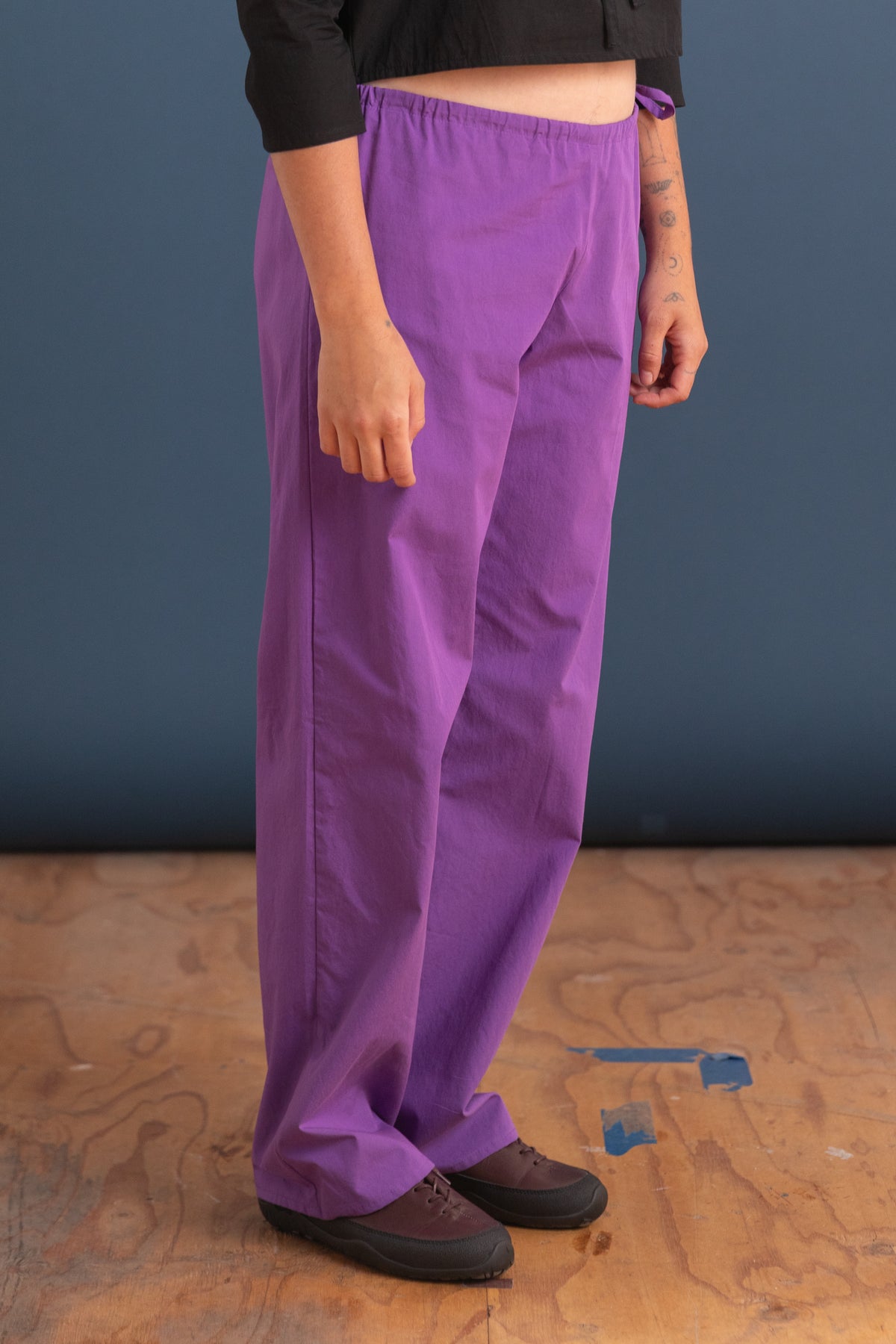 TIE PANTS IN PURPLE COTTON POPLIN