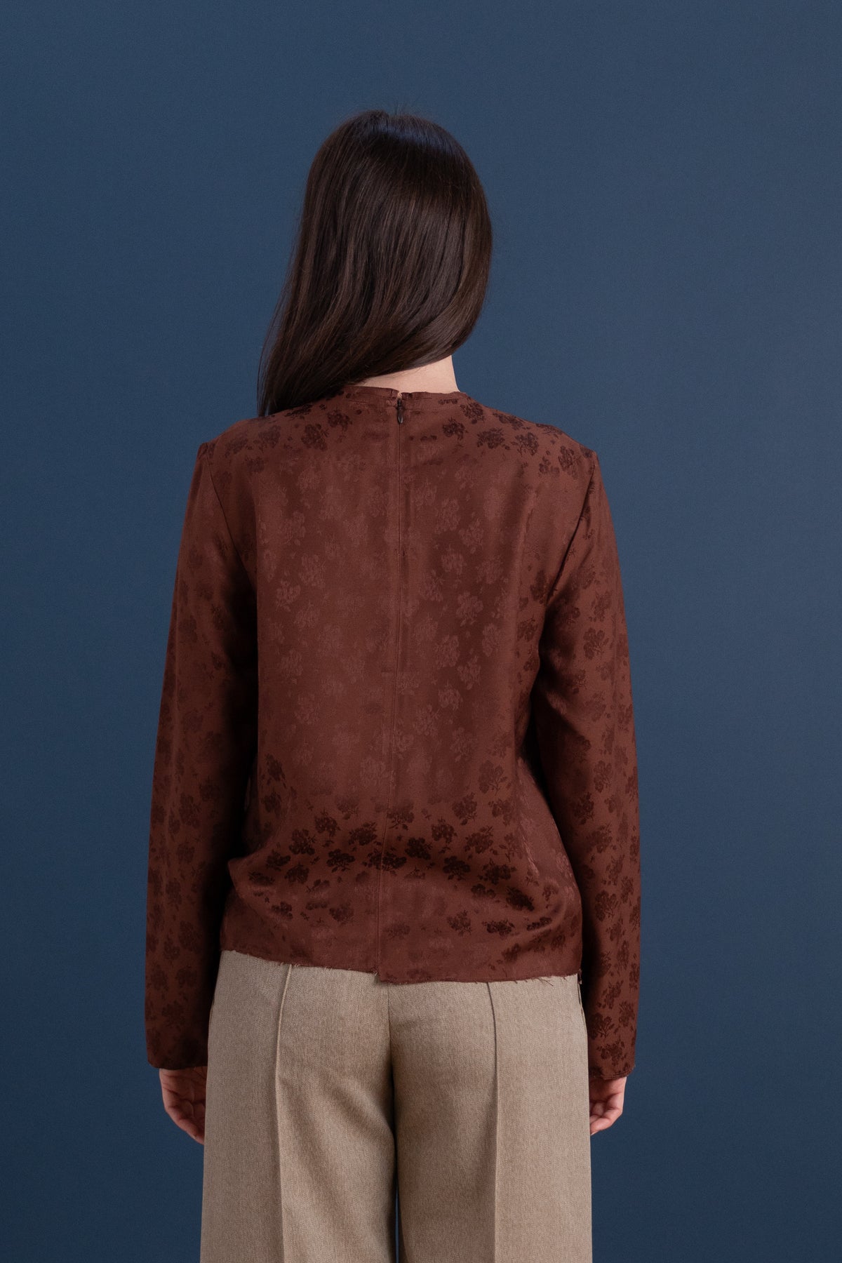 NORMAL TOP IN LONG SLEEVE JACQUARD BROWN FLOWER