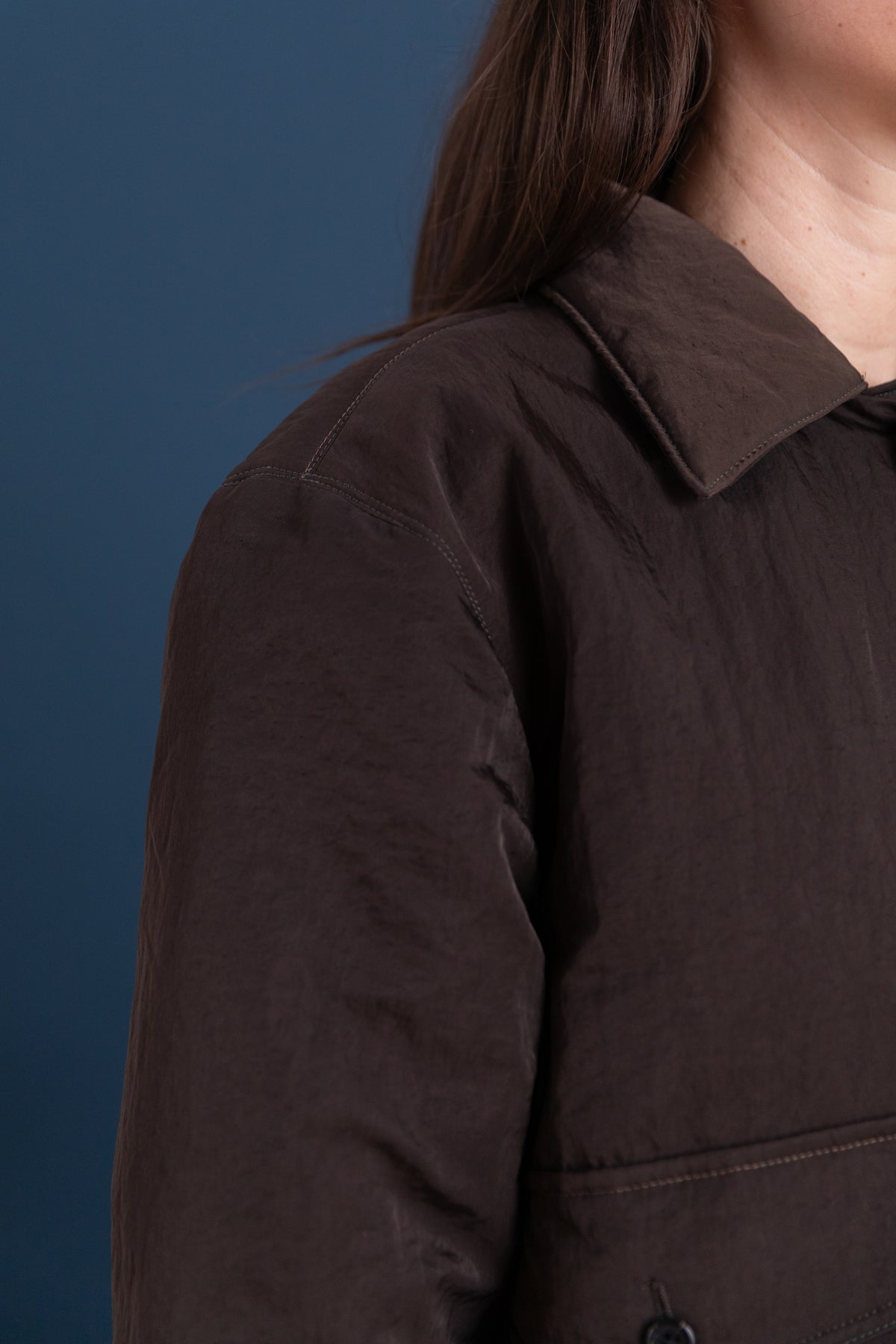 PUFFED SIMPLE JACKET IN BROWN