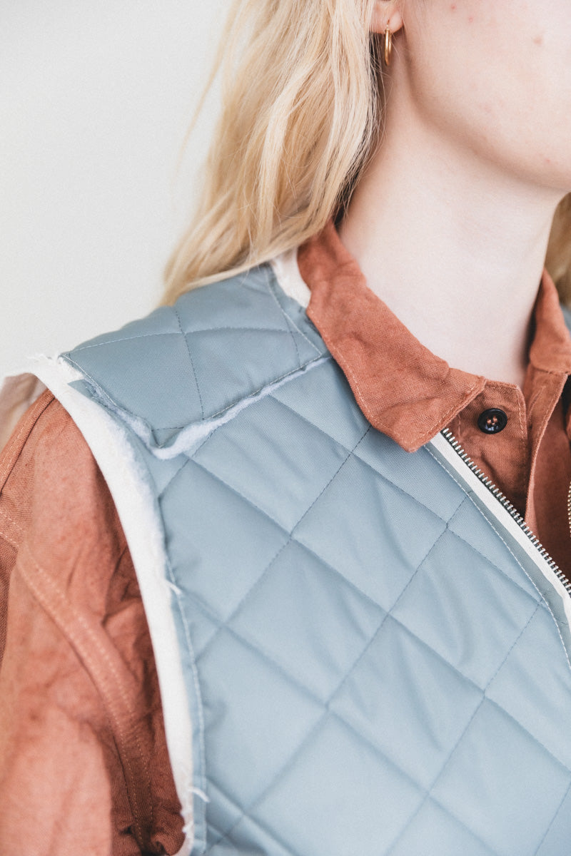 RESEARCH ZIP VEST IN SAGE