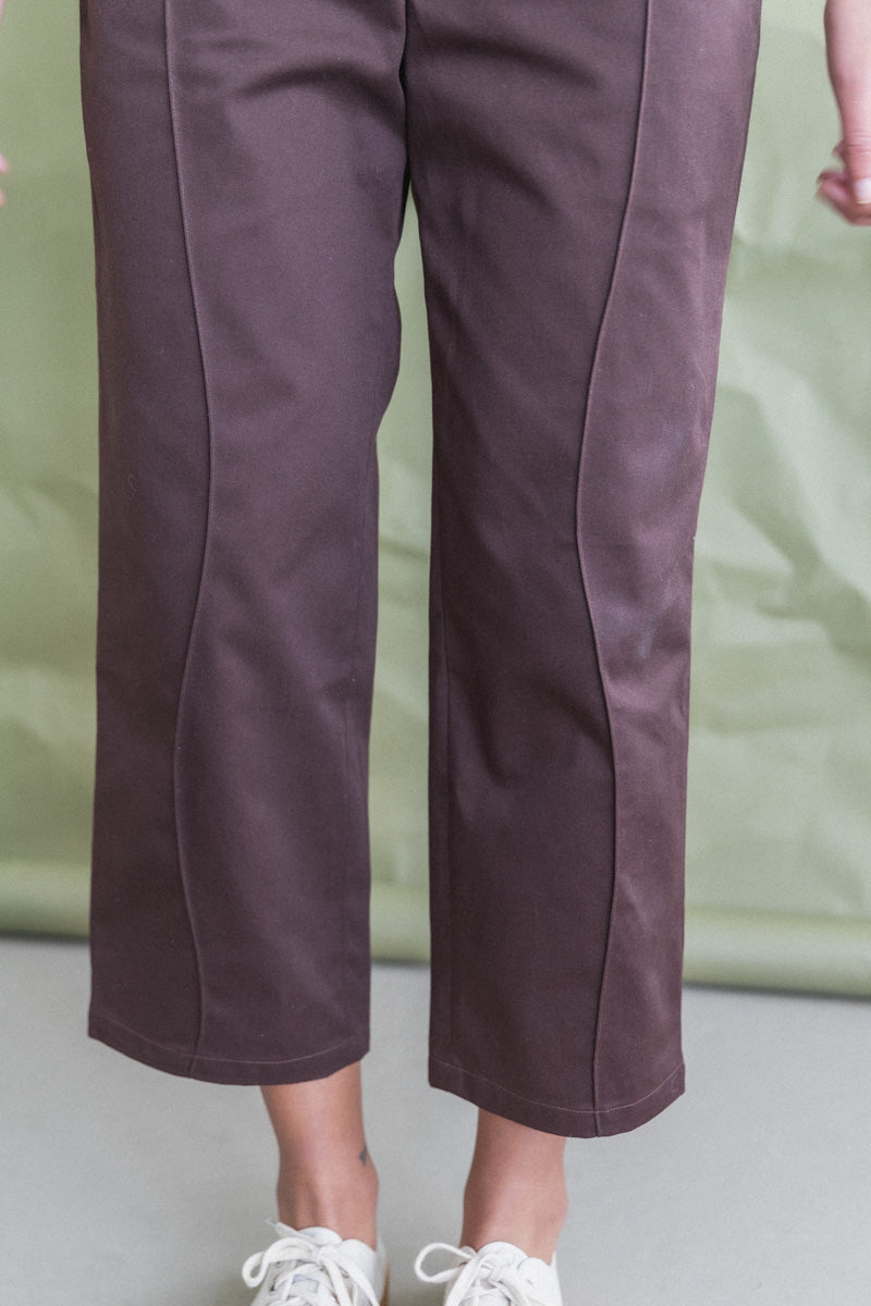 SLACK PANTS IN BROWN