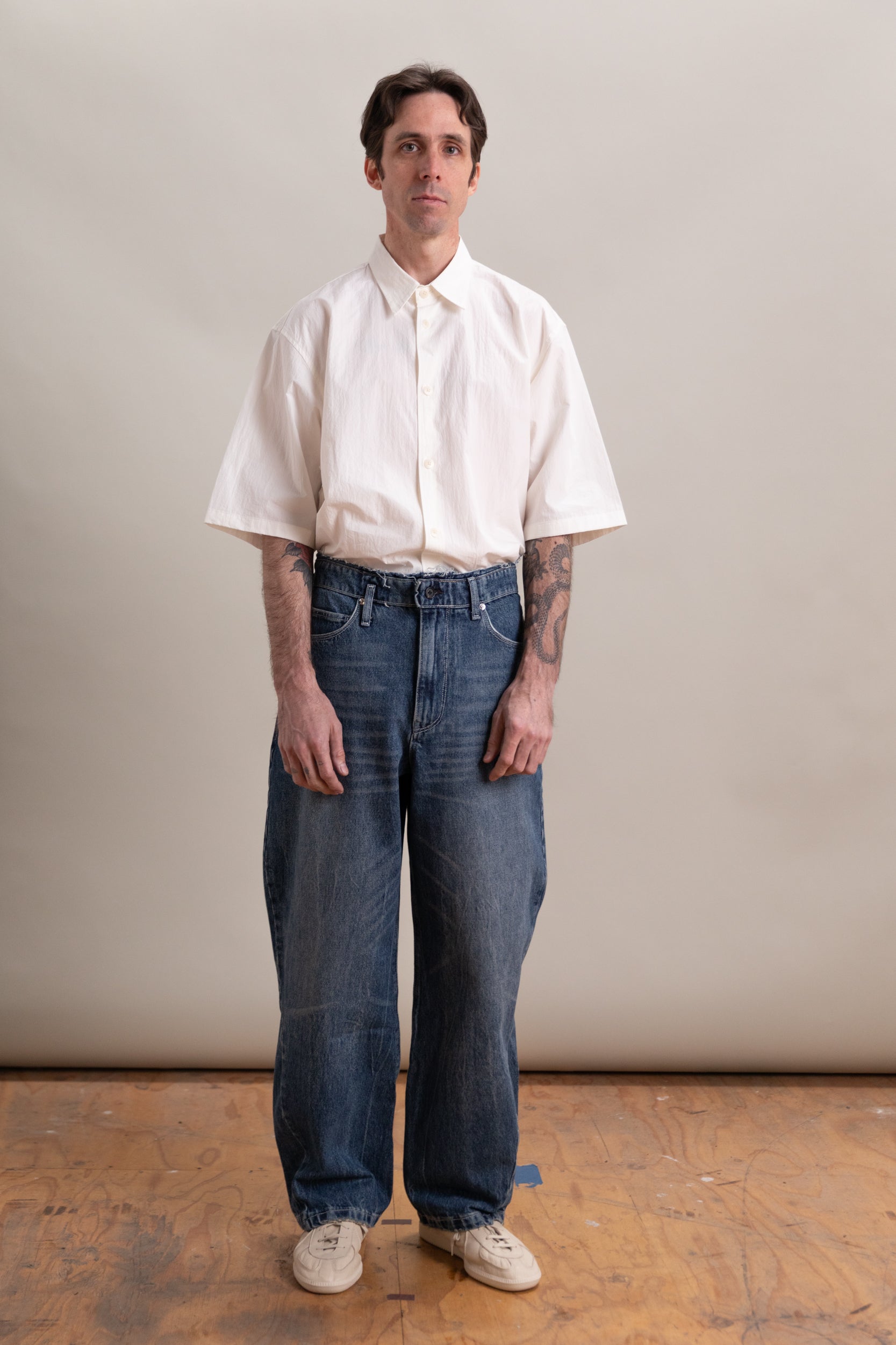 WOBBLY JEANS IN VINTAGE WASH