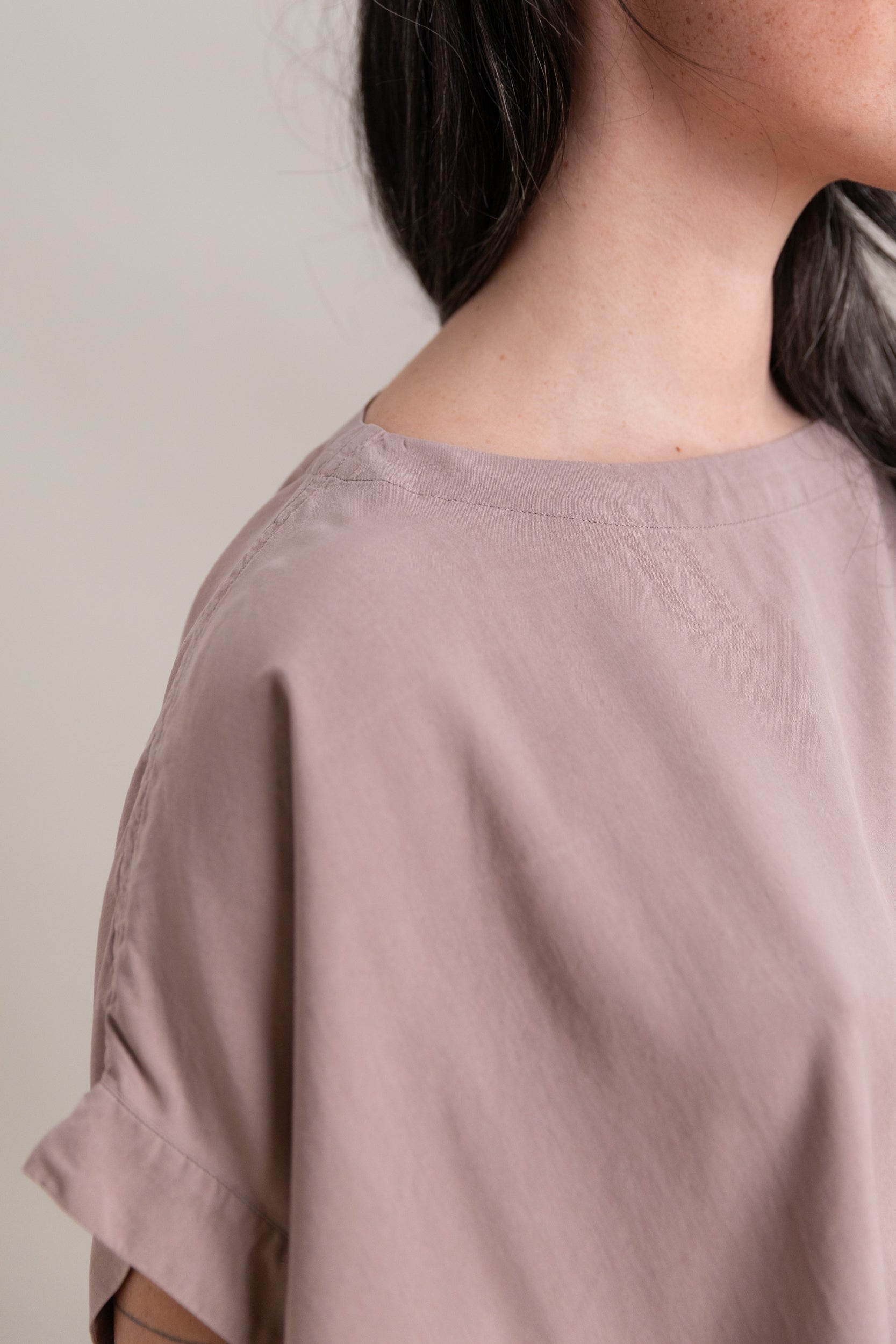FRANCESCA TOP IN DUSTY VIOLA SPUN SILK