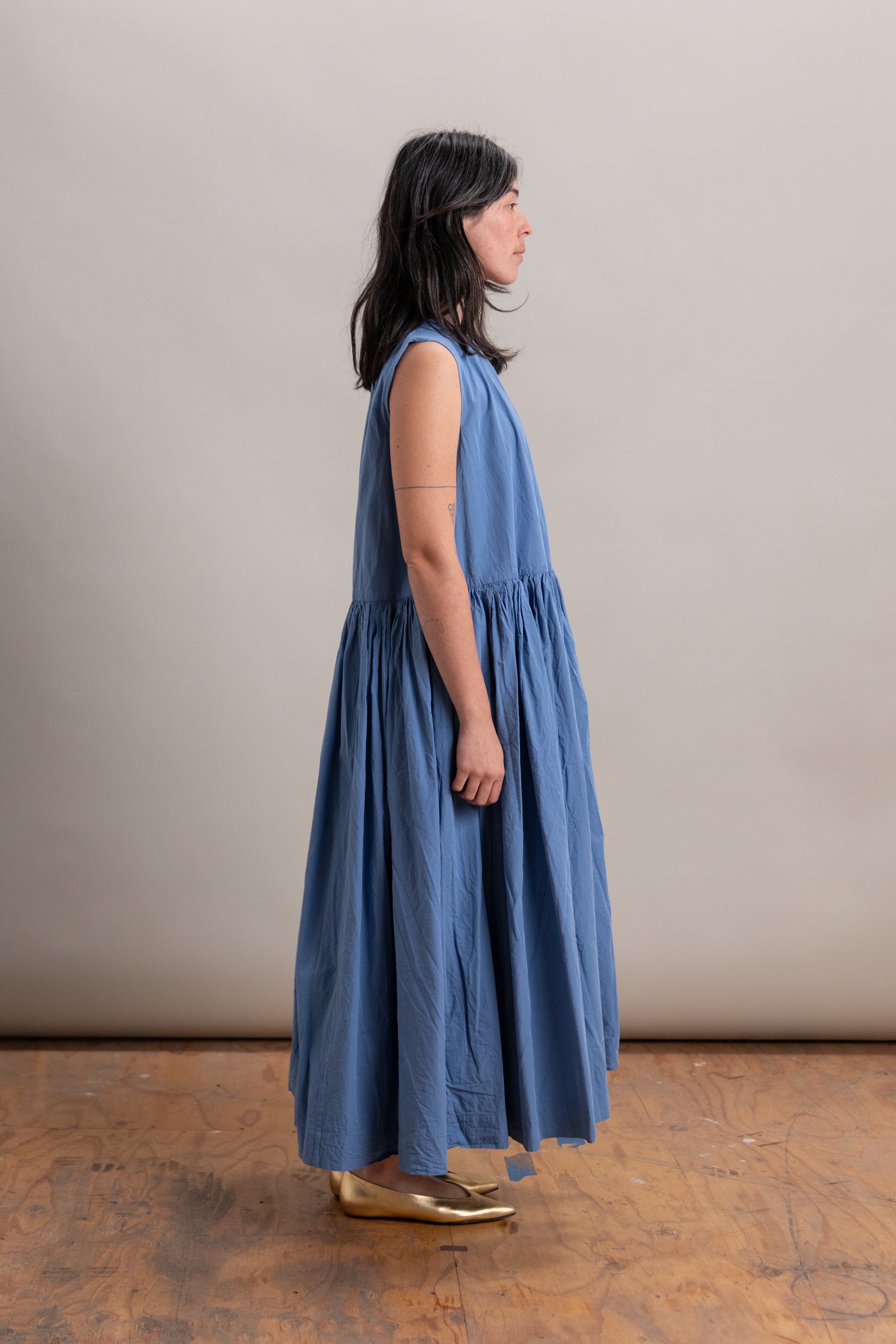 POMME RUCHE DRESS IN BLUE CHALK POPLIN