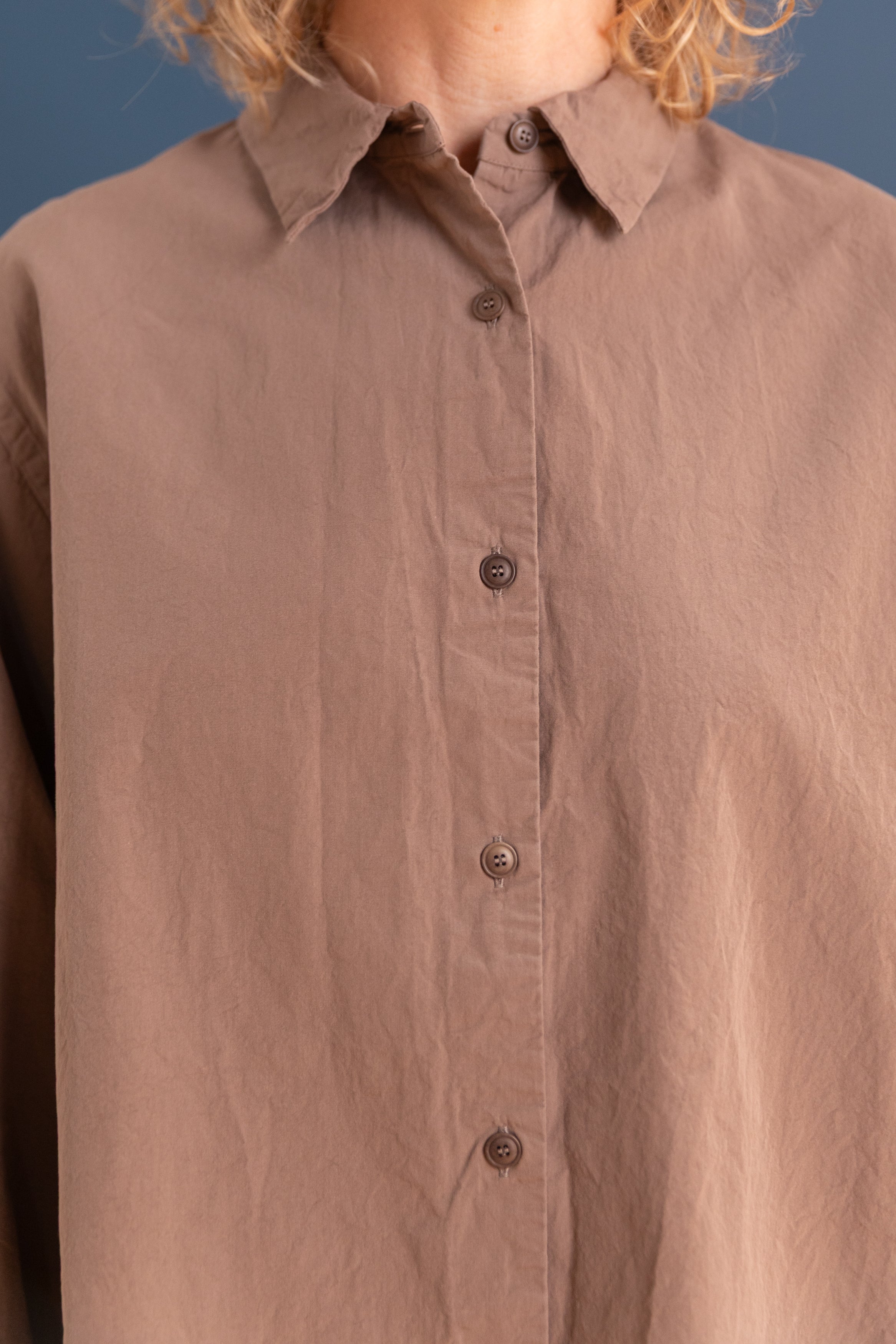 BIGGY SHIRT IN CLAY PAPER COT