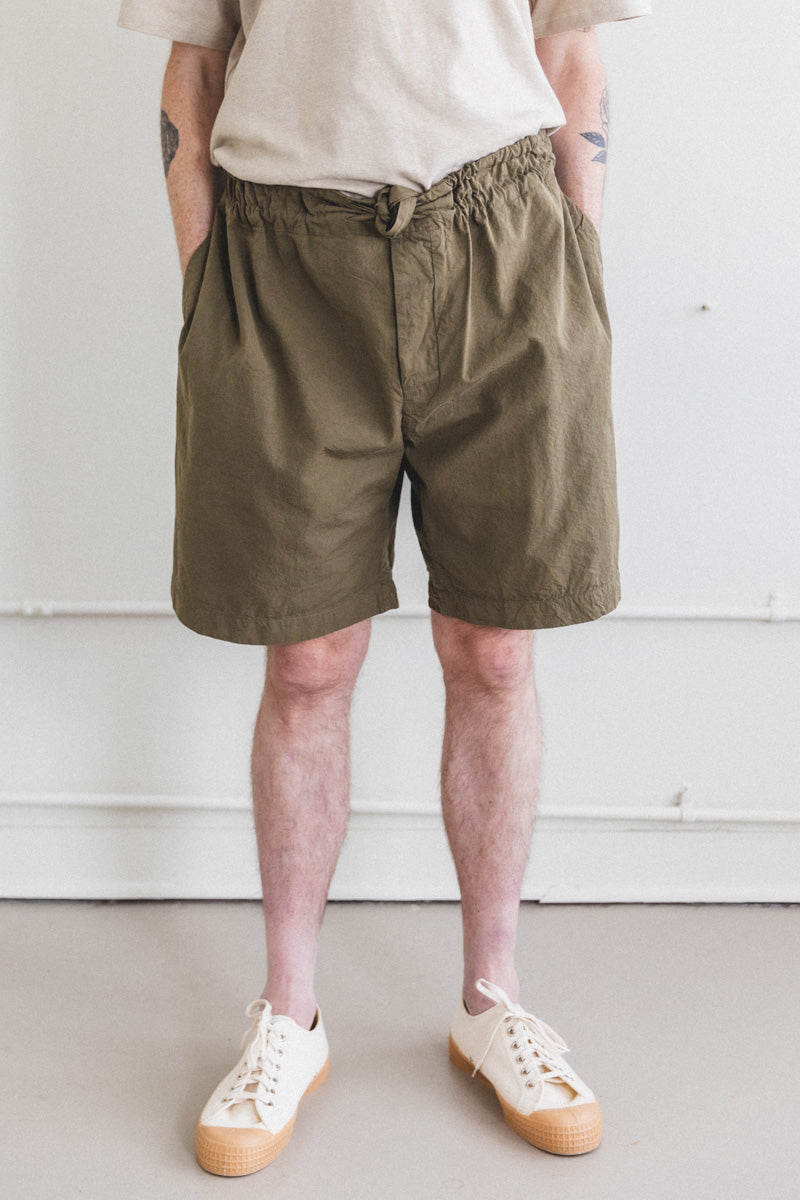 DENMARK SHORTS IN LIGHT KHAKI PAPER COT