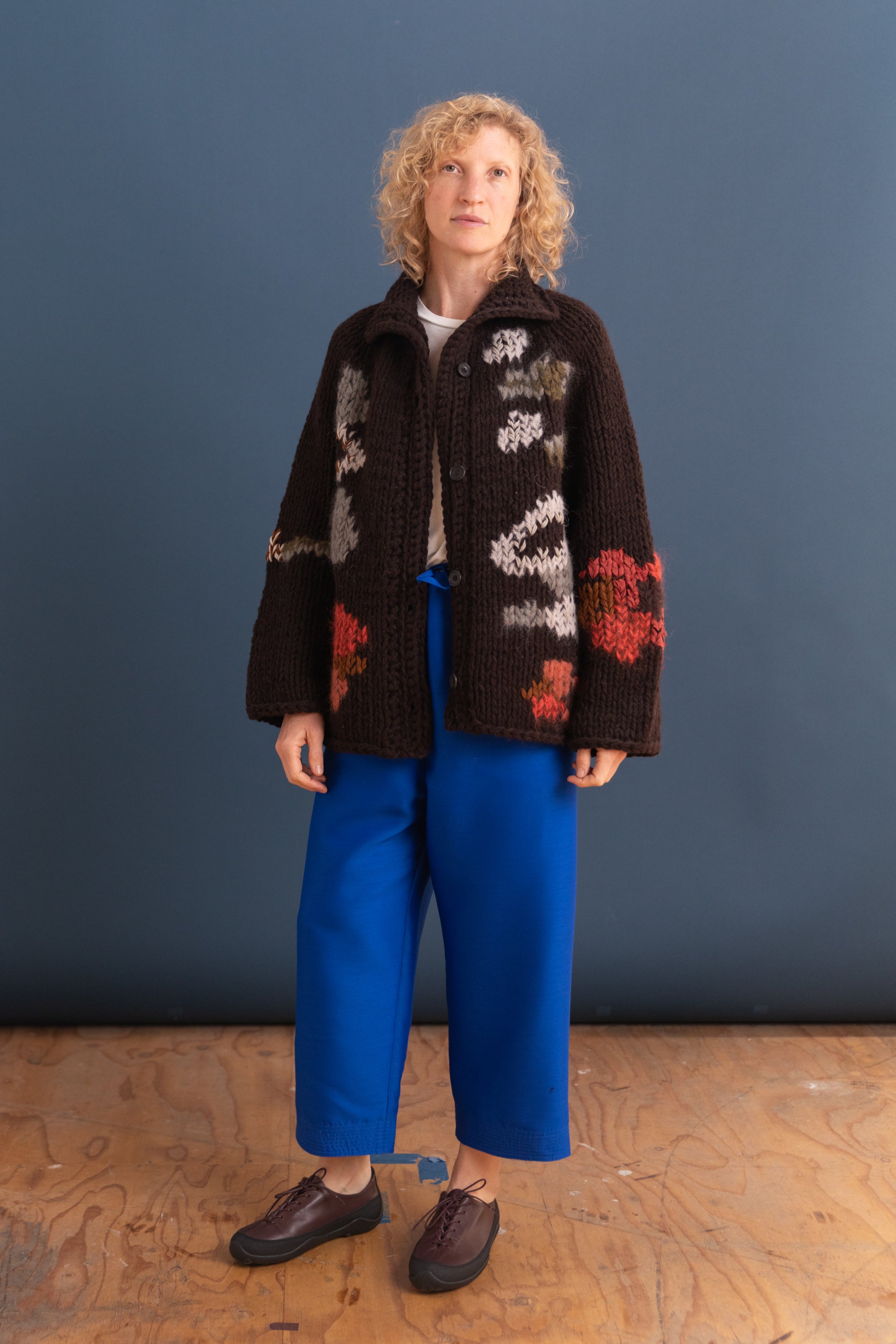 FLORA CARDIGAN IN EBONY WOOL