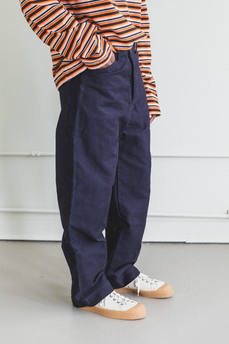 HAMNET PANT IN DARK NAVY MOLESKIN