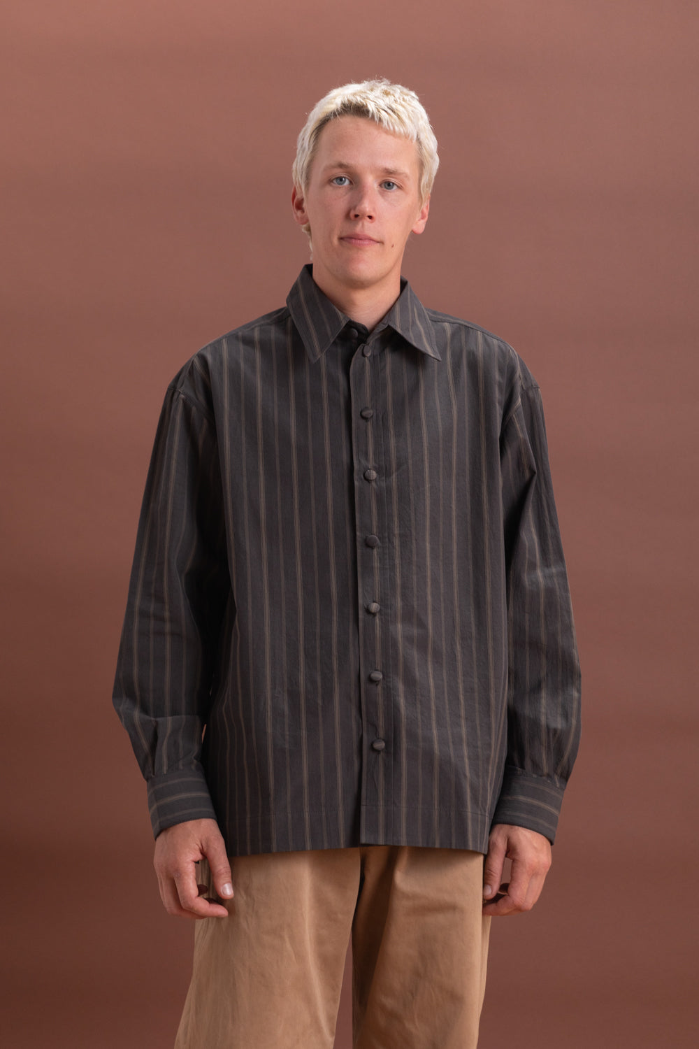 PLAYERS SHIRT IN GREY JAPANESE MUGWASHER STRIPE