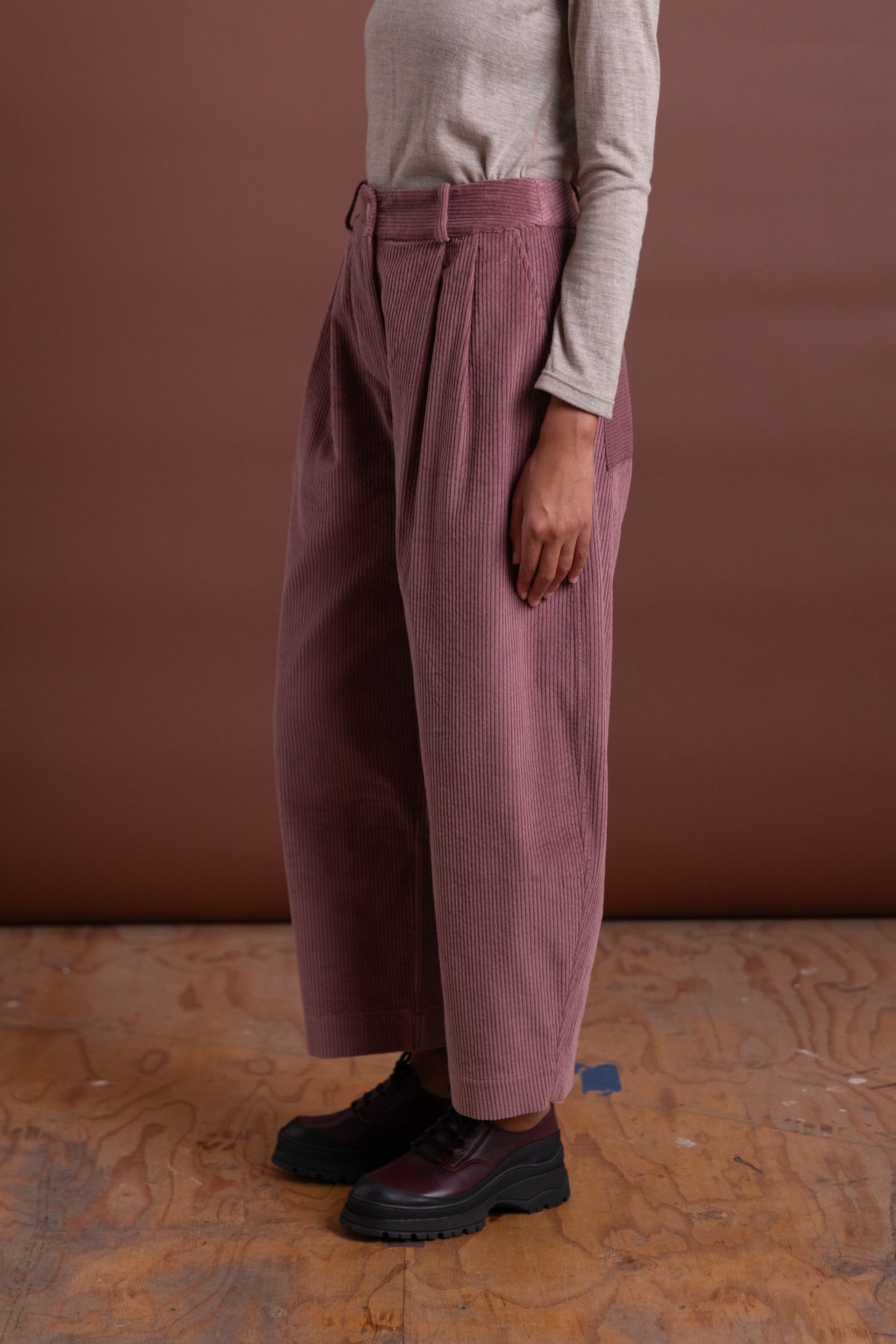 ROBYN TROUSER IN THISTLE JAPANESE COTTON CORDUROY