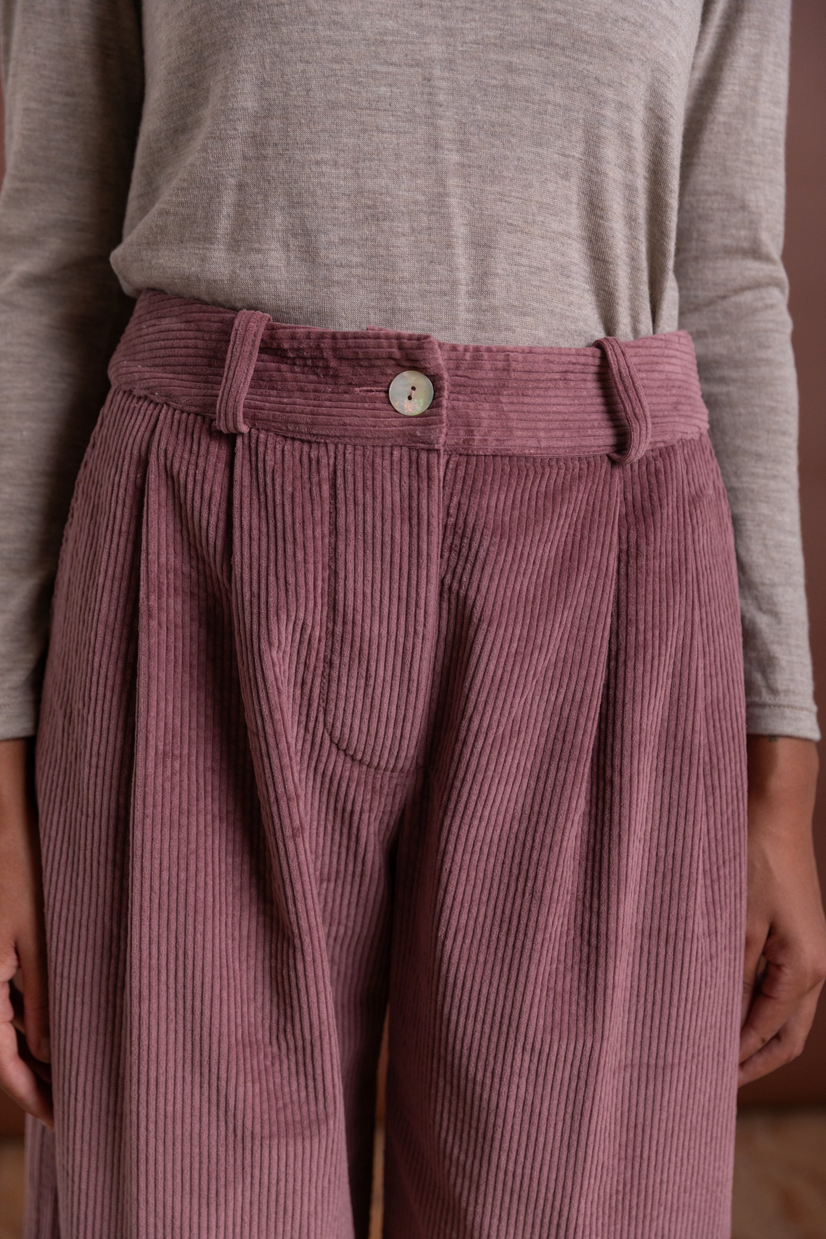 ROBYN TROUSER IN THISTLE JAPANESE COTTON CORDUROY