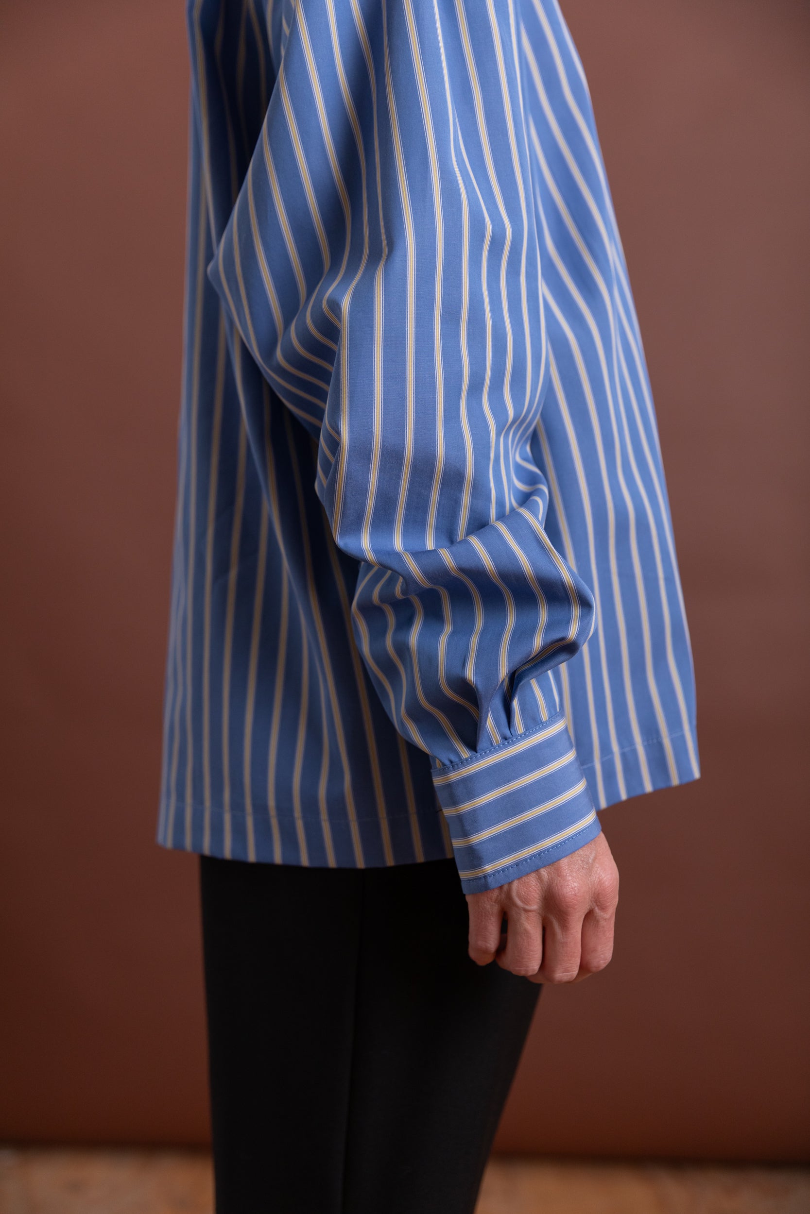 DENNIS SHIRT IN BLUE JAPANESE STRIPED SHIRTING