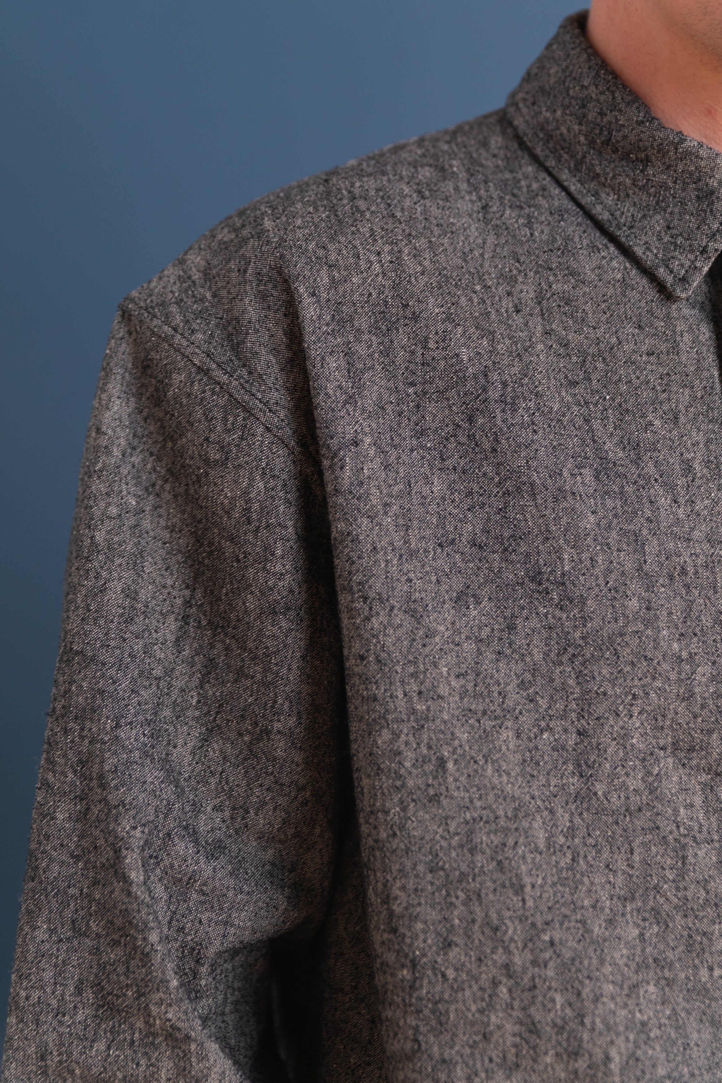 DENNIS SHIRT IN SPECKLED BLACK JAPANESE FLAX/SILK
