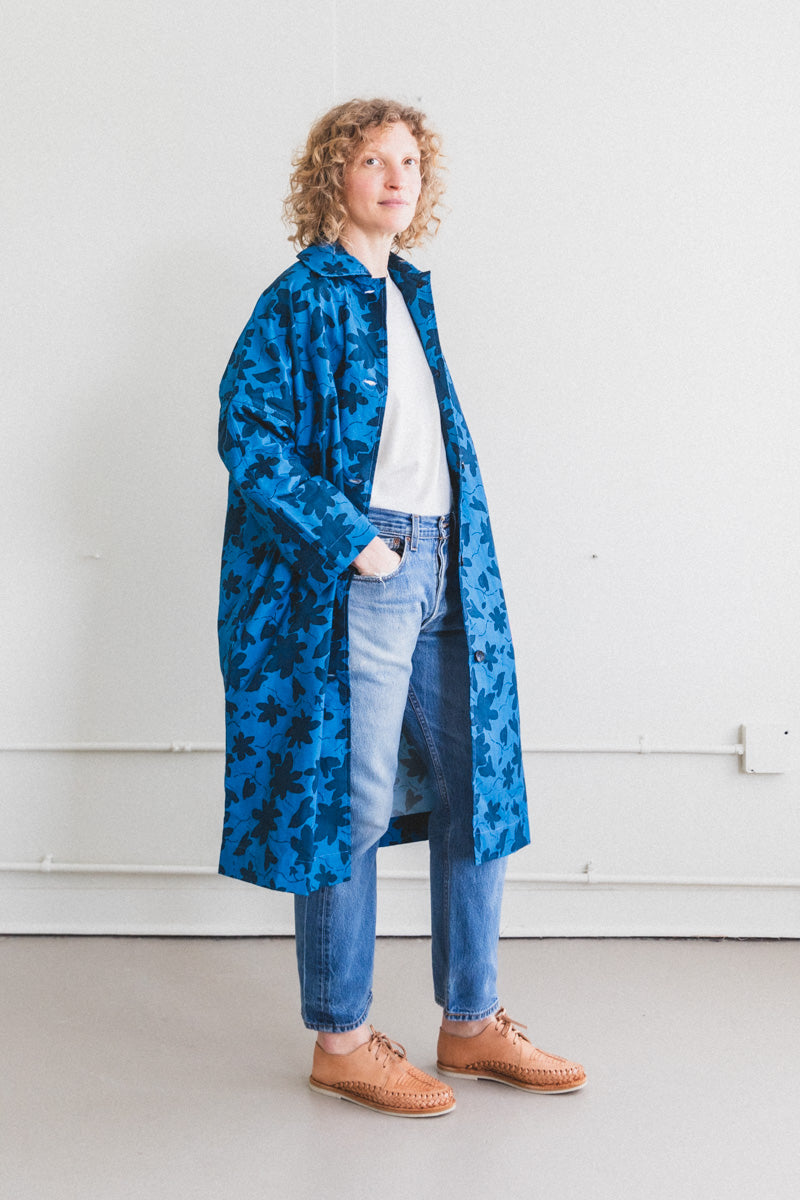 BAYFLOW KAZUKI OTAKE COLLECTION ブルゾン FARO MAC IN BLUE FLOWERS BRITISH DRY OILSKIN