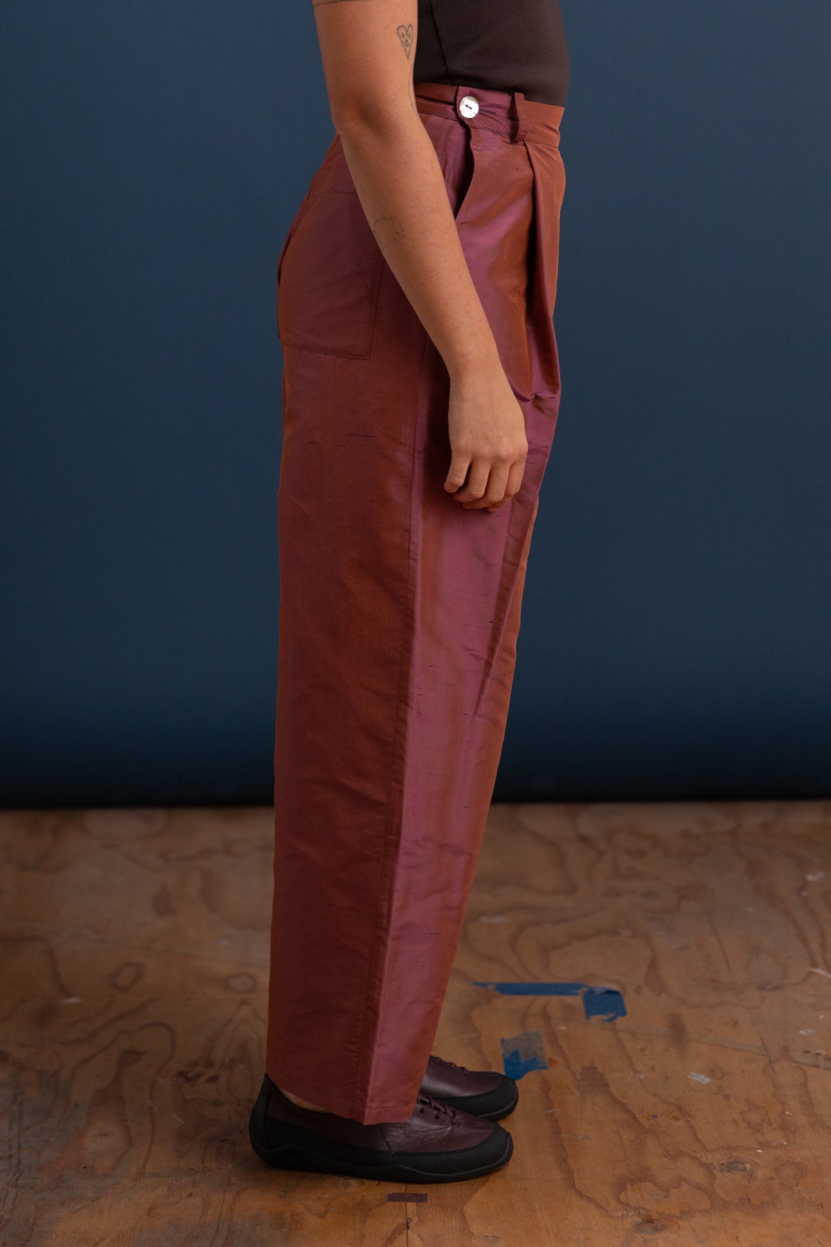 GEORGIA TROUSER IN JAM SILK DUPION