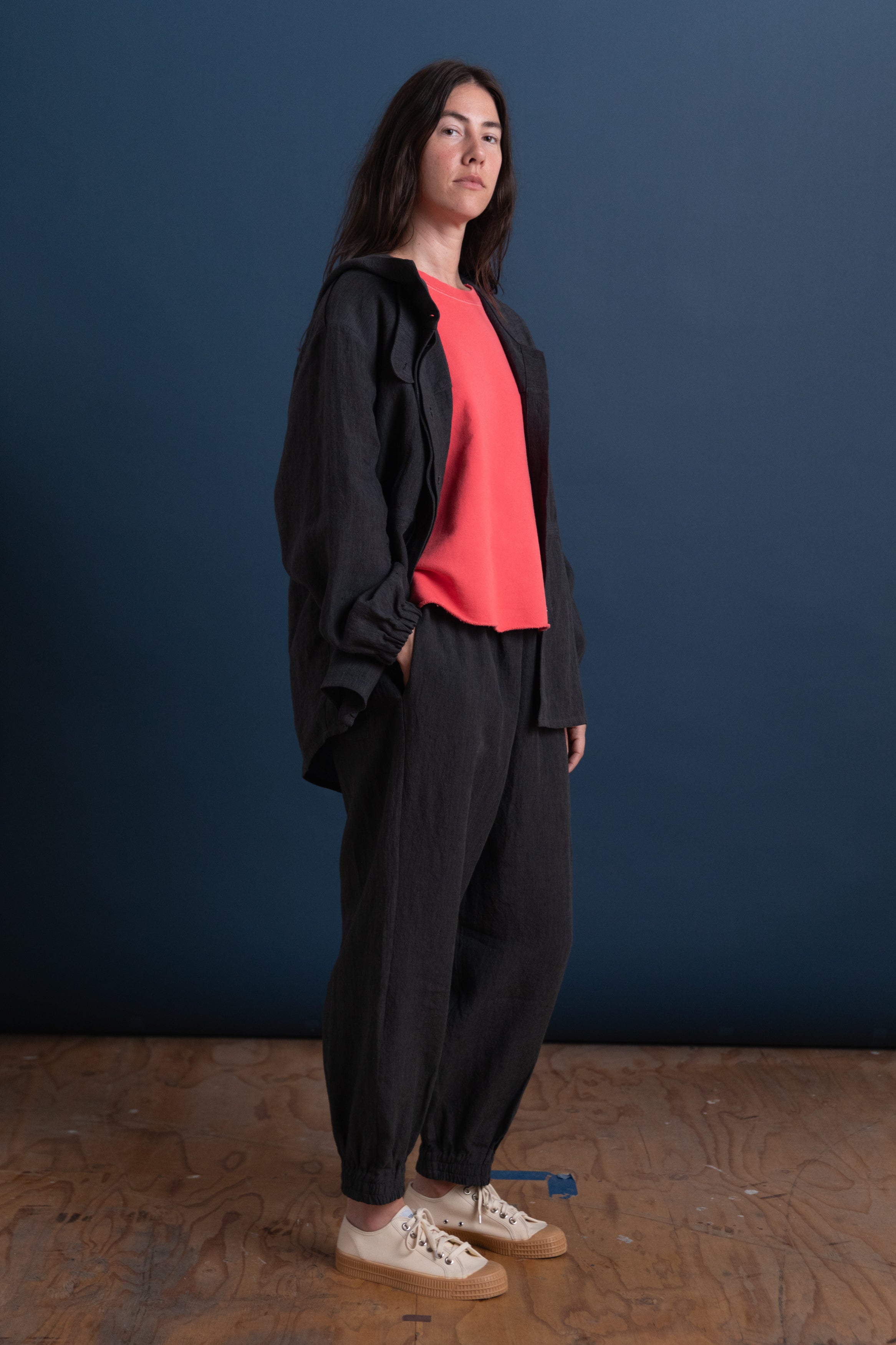 MONA PARKA SHIRT IN STEEL IRISH LINEN