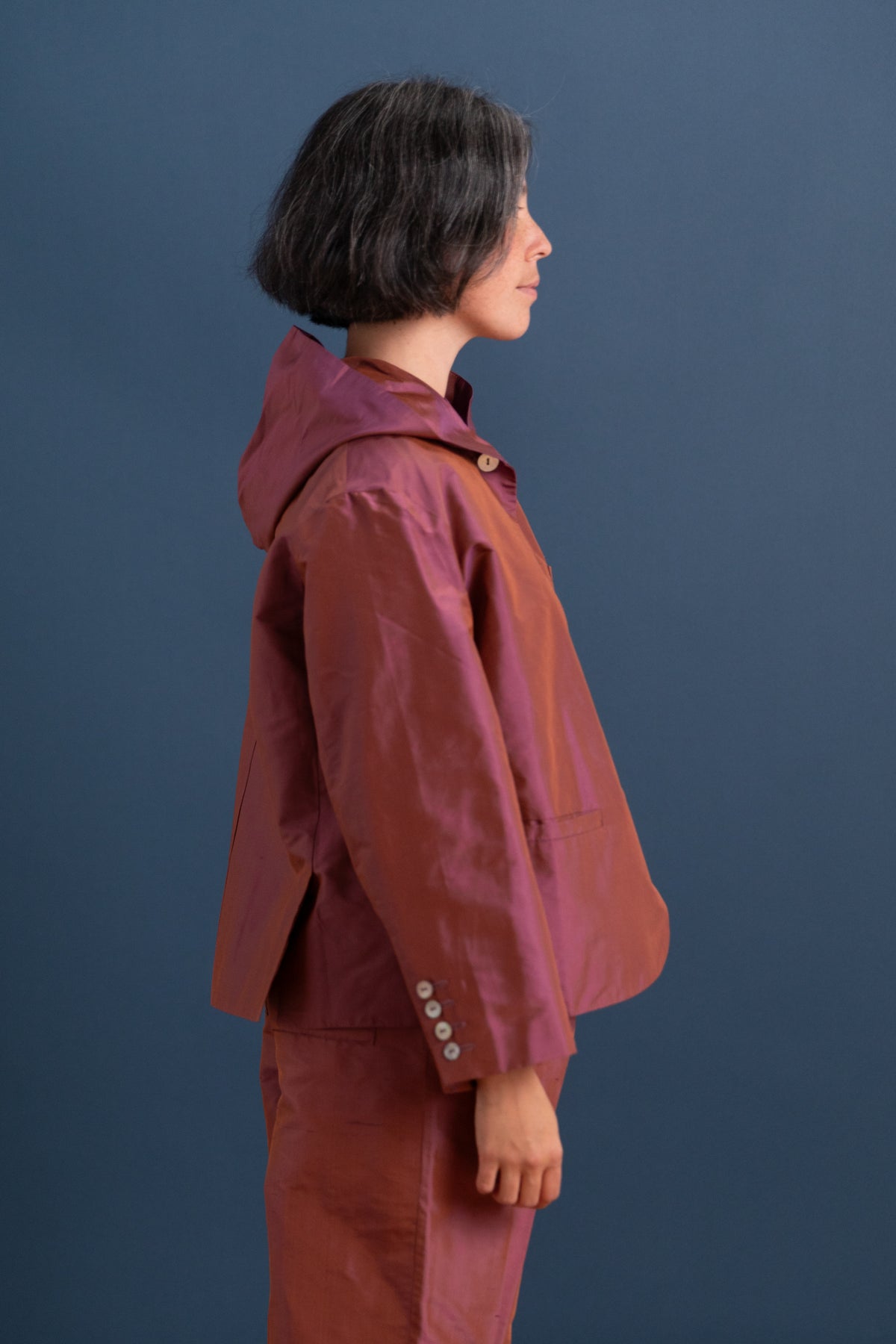 REEVA JACKET IN JAM SILK DUPION