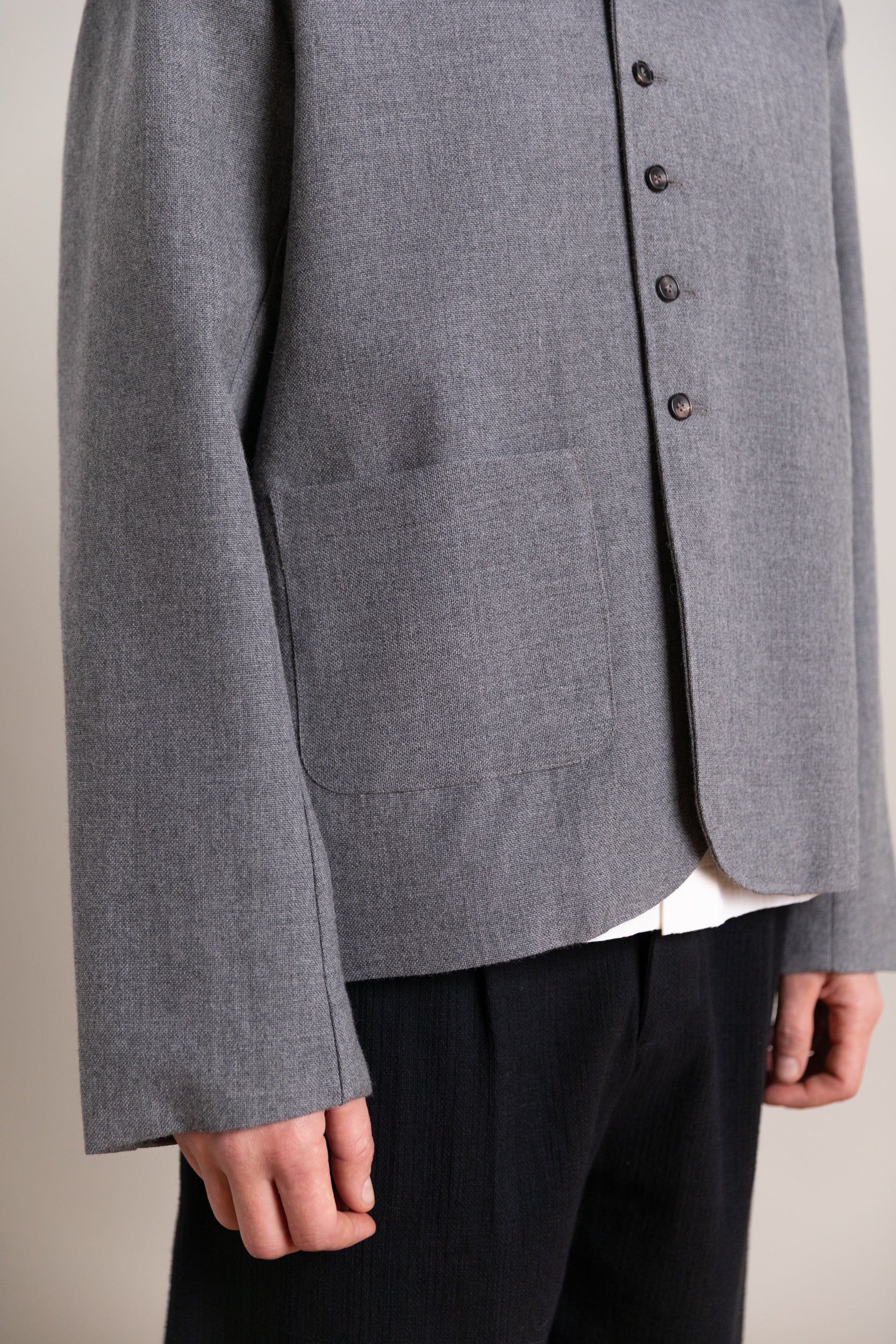 SANDY JACKET IN GREY BRITISH WOOL