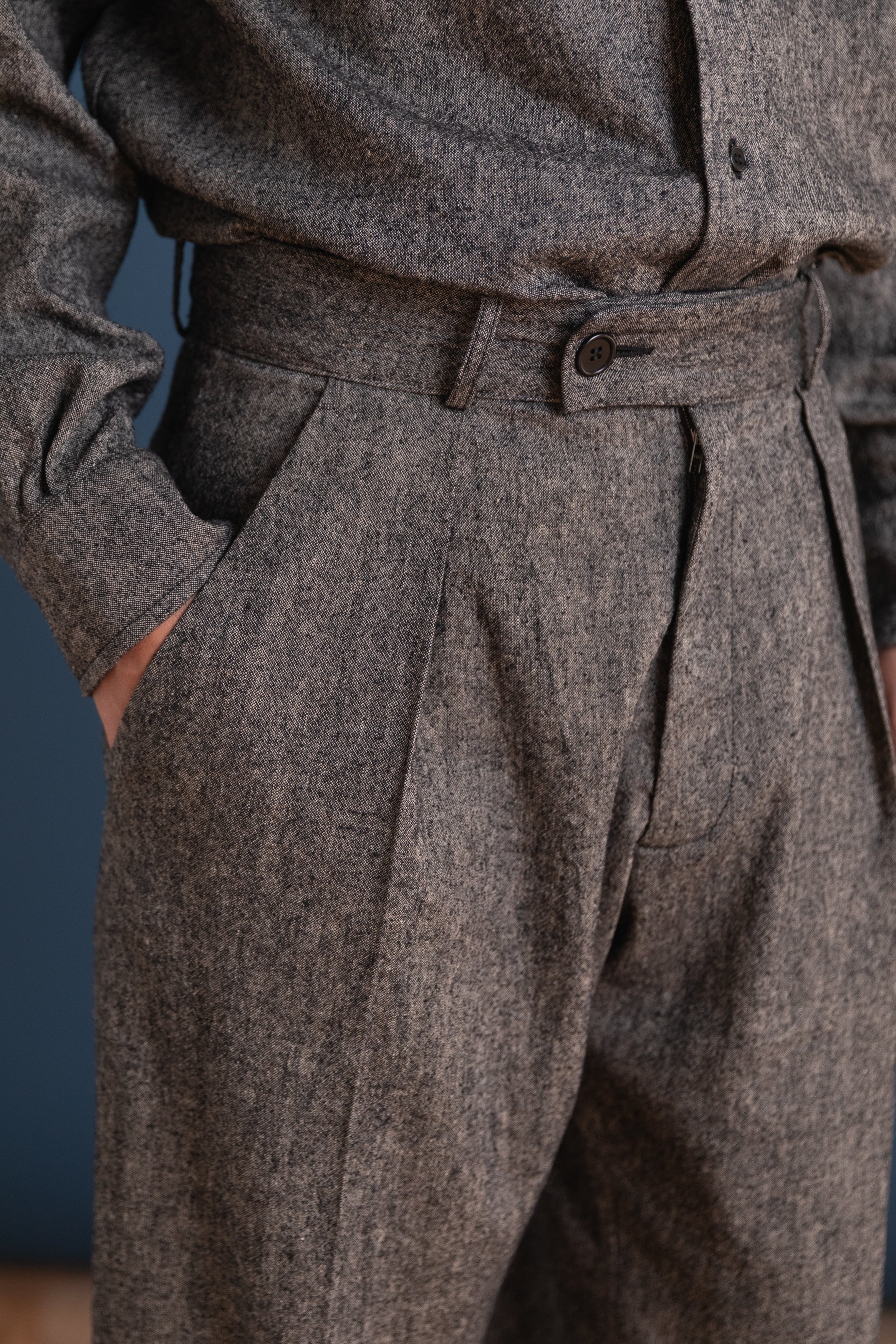 SILAS TROUSER IN SPECKLED BLACK JAPANESE FLAX/SILK
