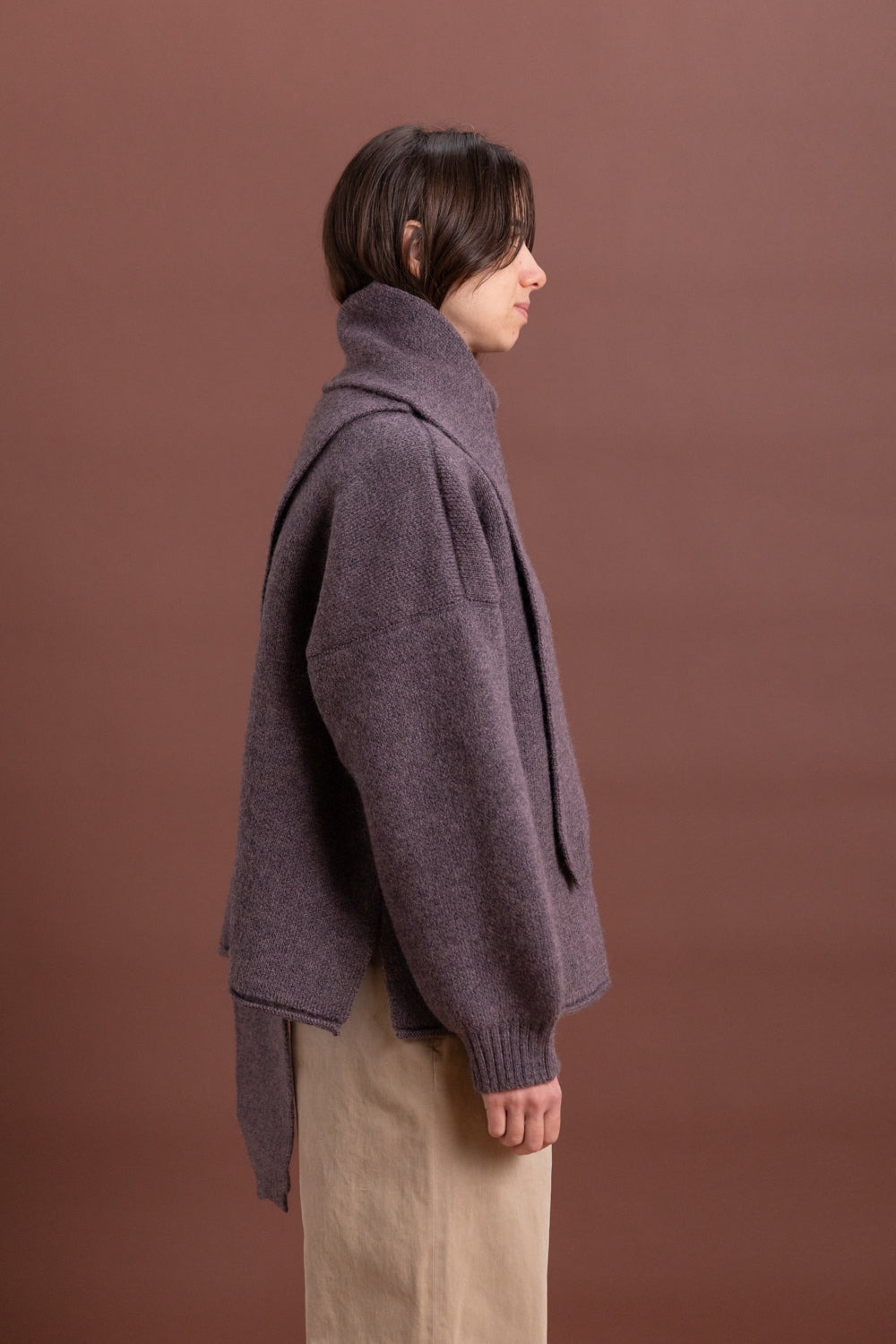 WRAP NECK PULLOVER IN LUNA BRITISH MERINO WOOL