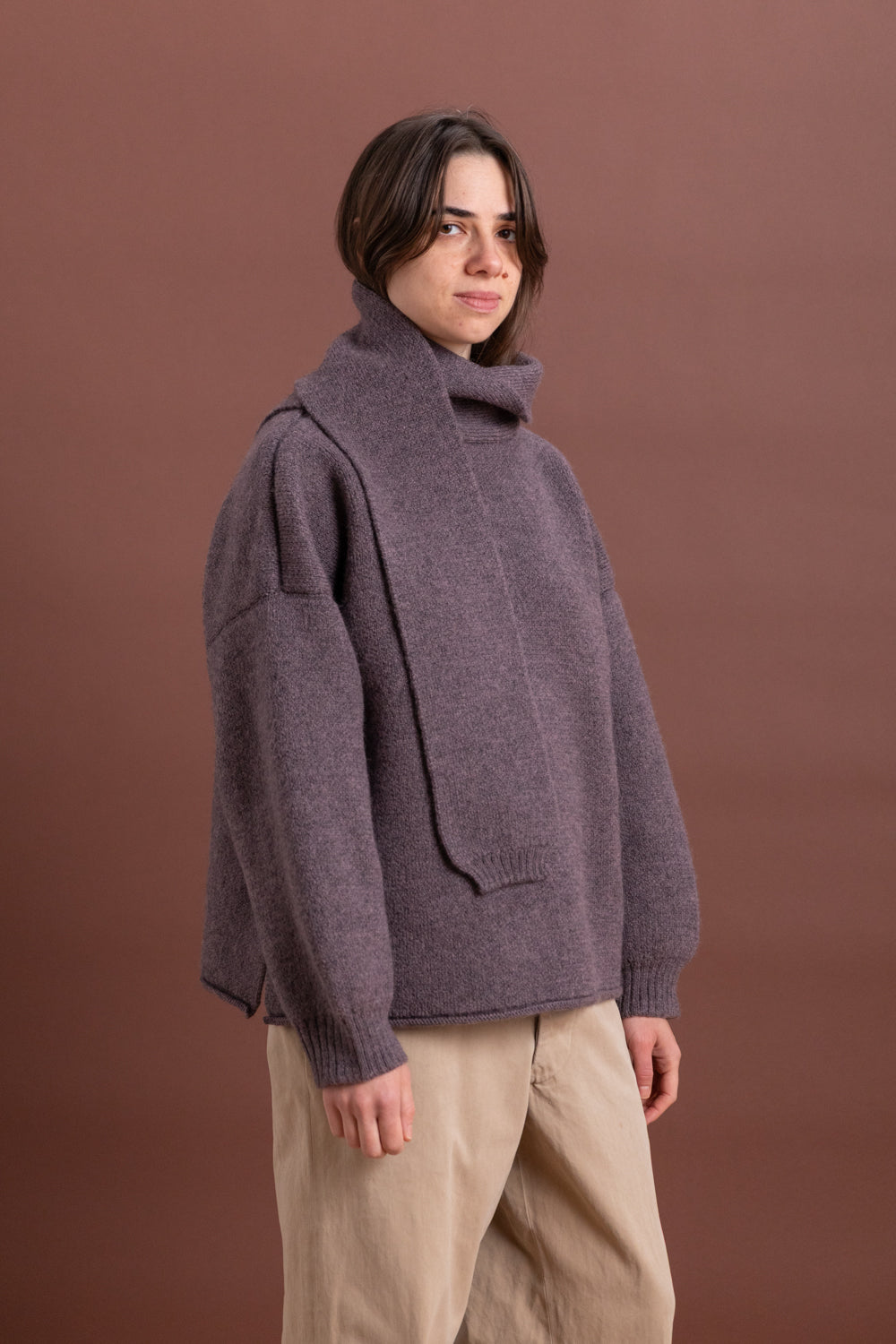 WRAP NECK PULLOVER IN LUNA BRITISH MERINO WOOL