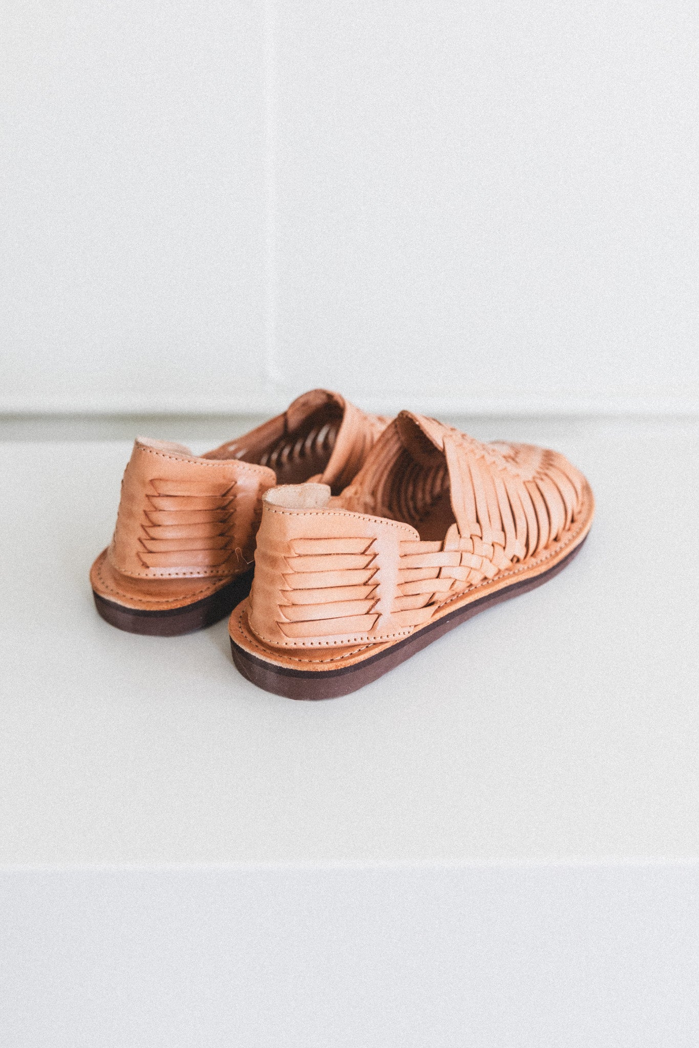 WOMEN'S CHICHEN SANDAL IN TAN LEATHER