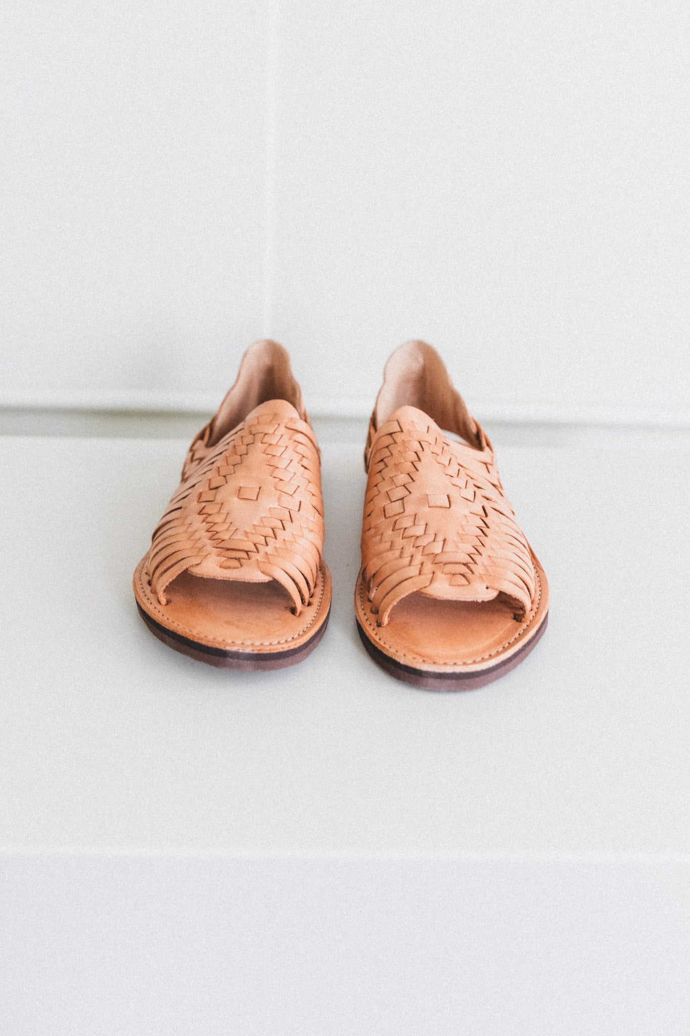 WOMEN'S CHICHEN SANDAL IN TAN LEATHER