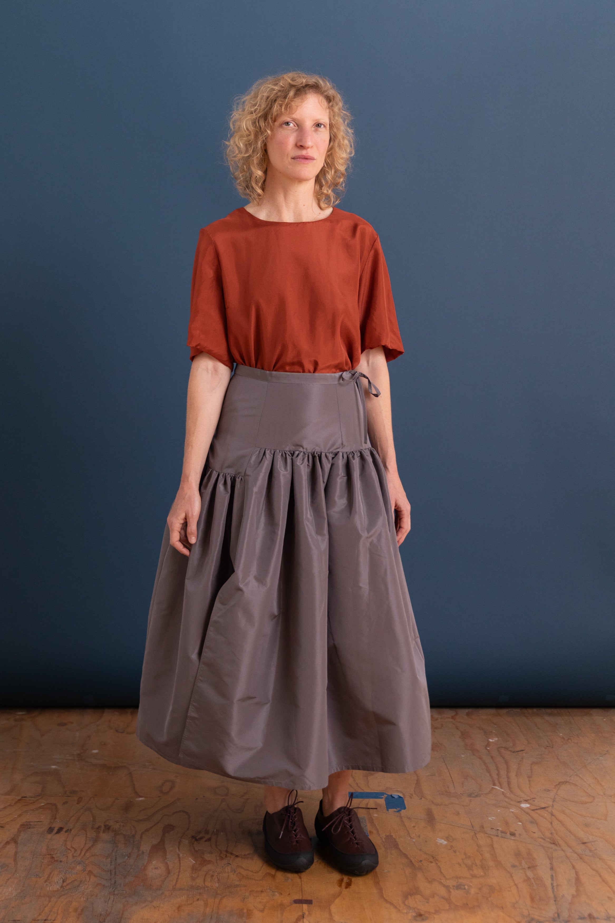 GARDEN SKIRT IN METAL SILK TAFFETA